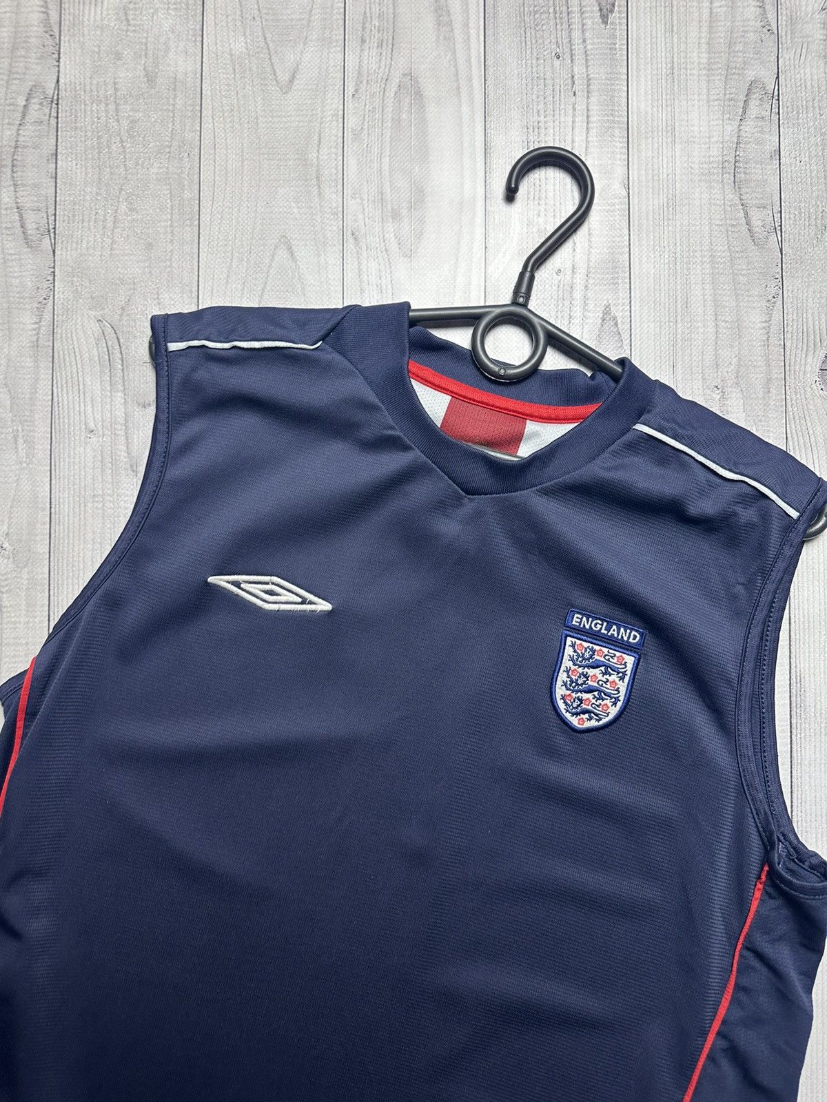 Umbro × Vintage Vintage Umbro England soccer tee size M Size US M / EU 48-50 / 2 - 2 Thumbnail
