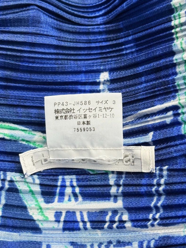 Issey Miyake Issey Miyake size:3 Blue roller coaster pleated dress Size XS / US 0-2 / IT 36-38 - 5 Thumbnail