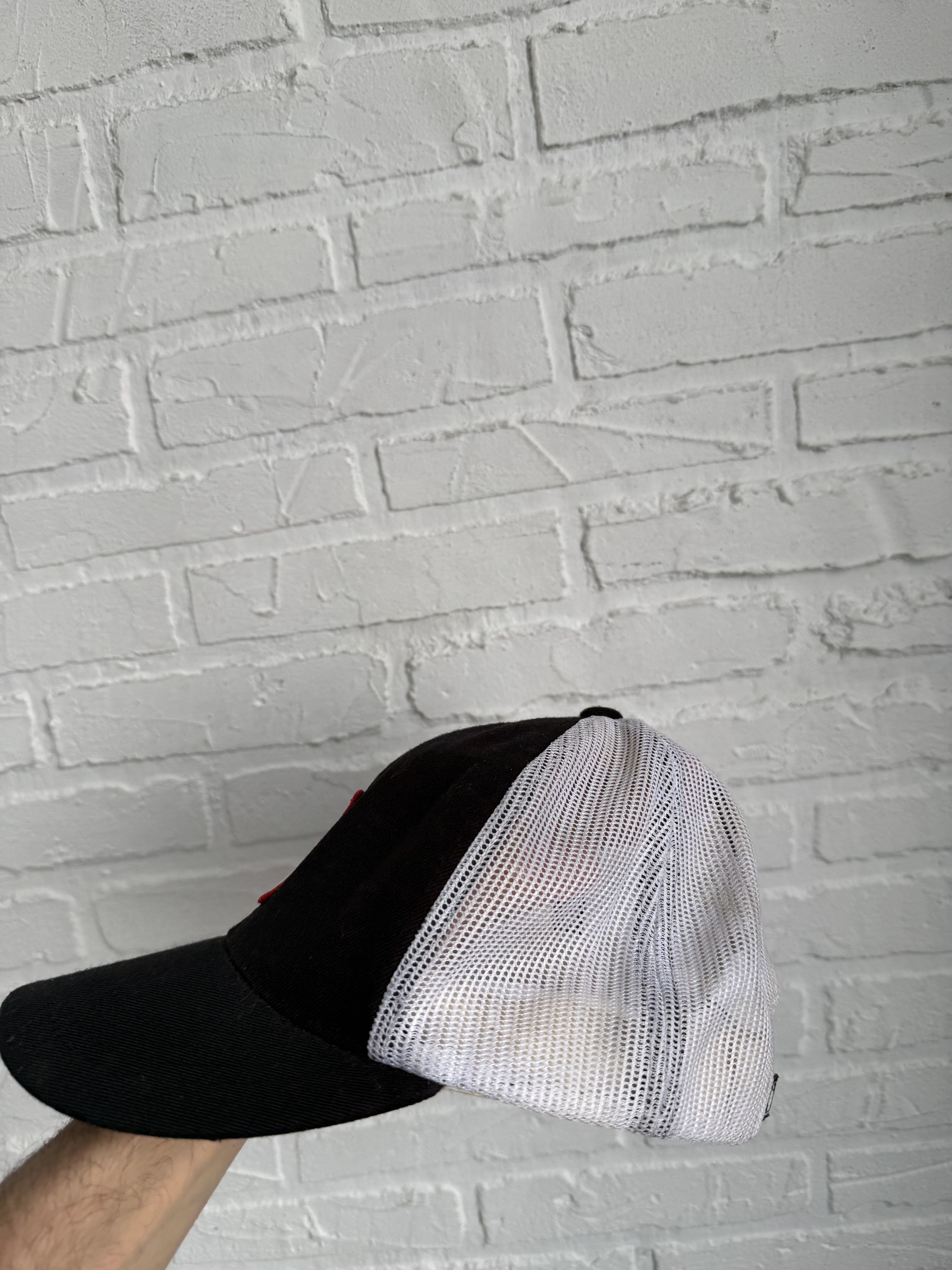 Girl Skateboards Vintage 2000s Girl skateboards trucker cap Size ONE SIZE - 6 Thumbnail