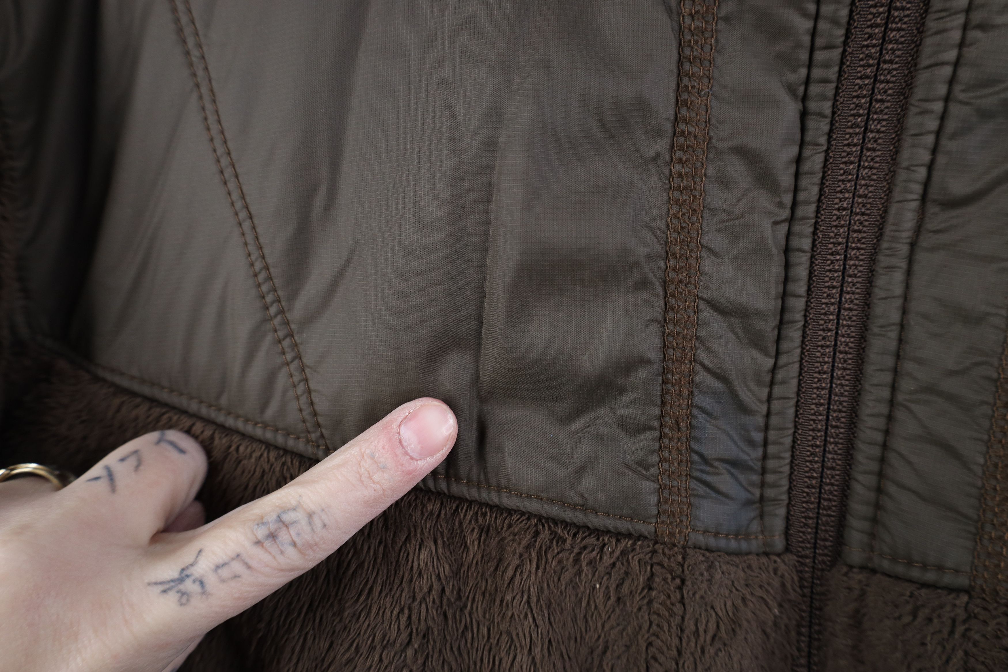 Nike Vintage Y2K Nike ACG Swoosh Deep Pile Fleece Jacket Brown Size US XL / EU 56 / 4 - 6 Thumbnail
