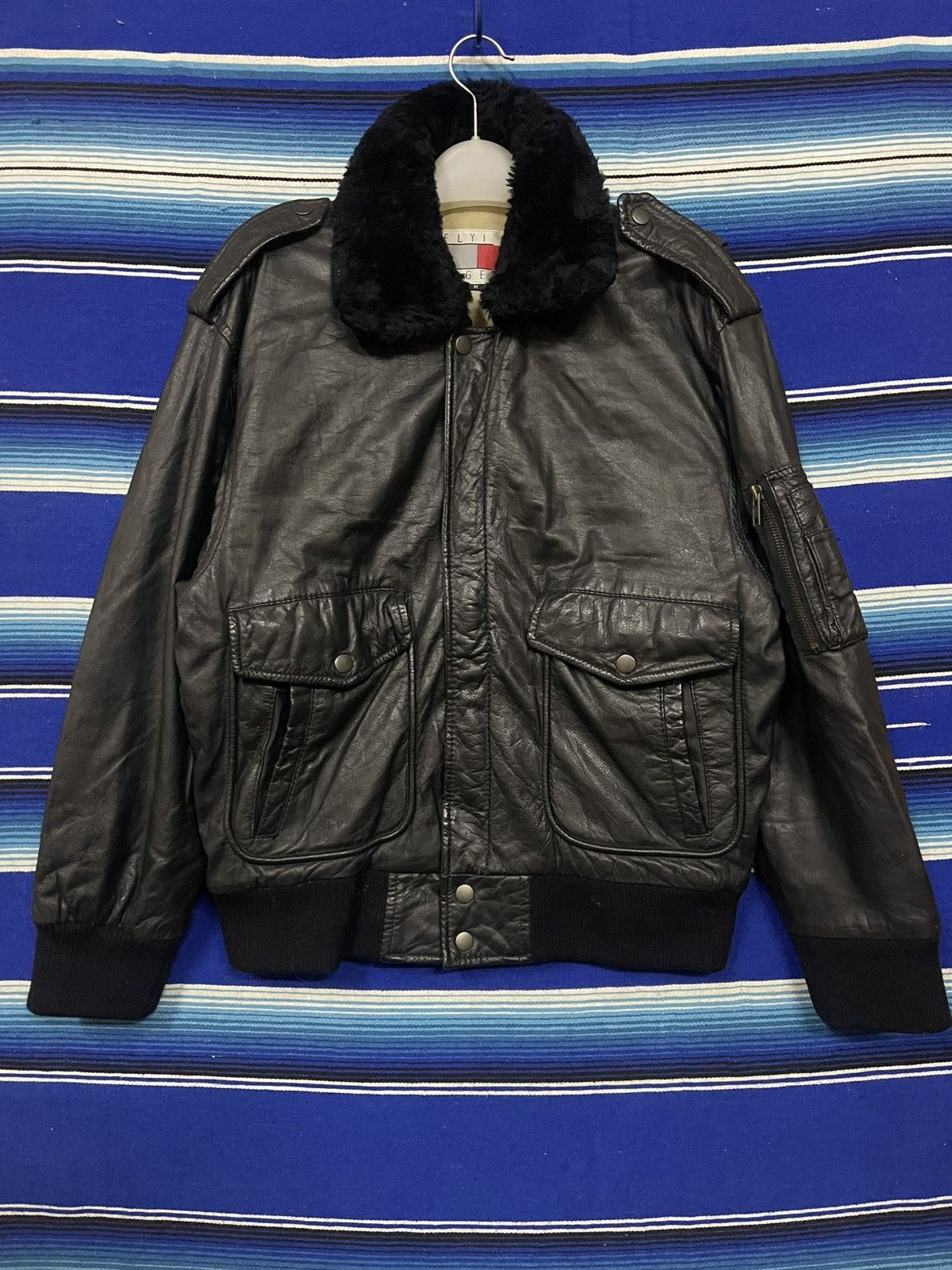Vintage RARE 🔥 Vintage FLYING TIGER leather Bomber Jacket Size US M / EU 48-50 / 2 - 1 Thumbnail