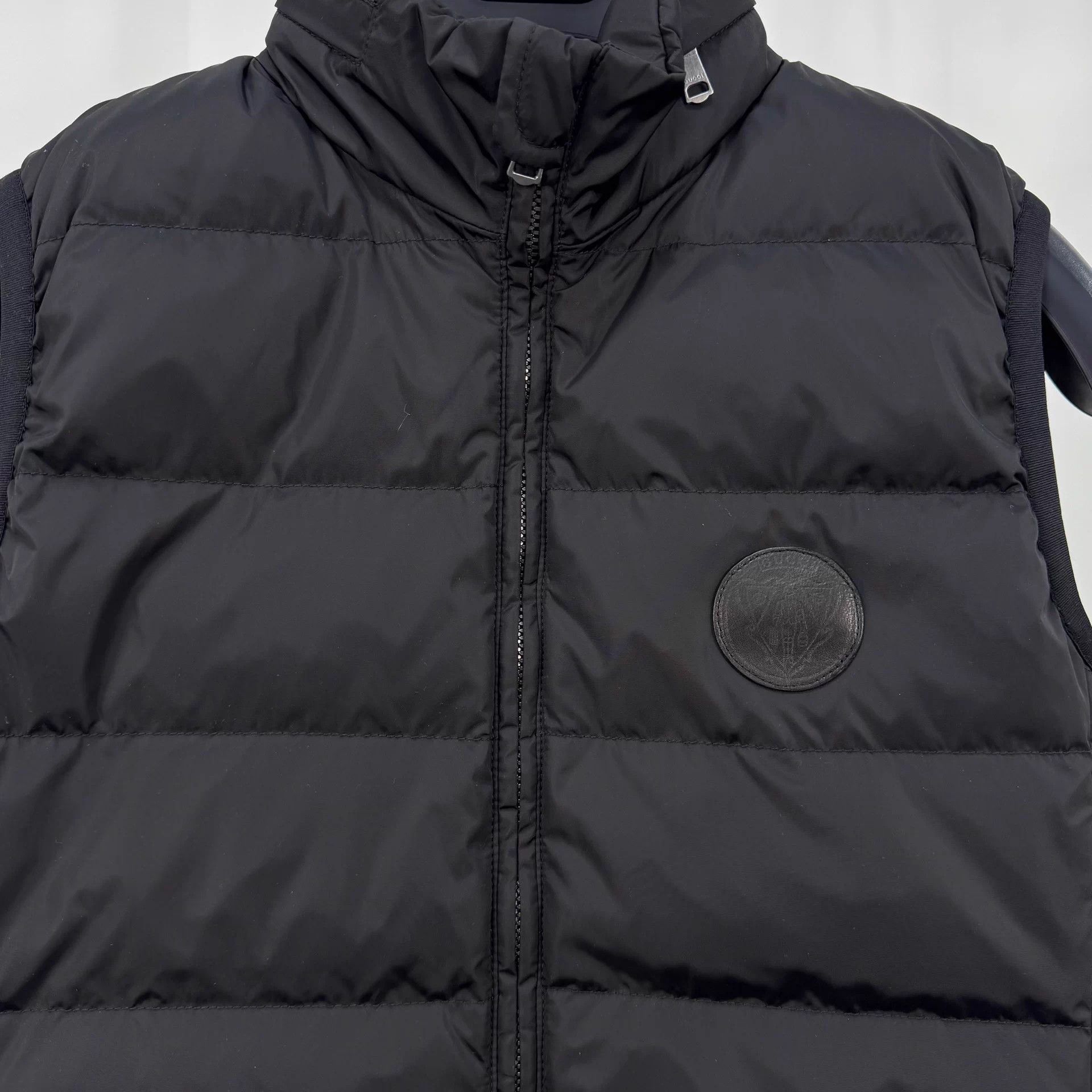 Gucci Gucci black down vest all over print 38 new Size XS / US 0-2 / IT 36-38 - 3 Thumbnail