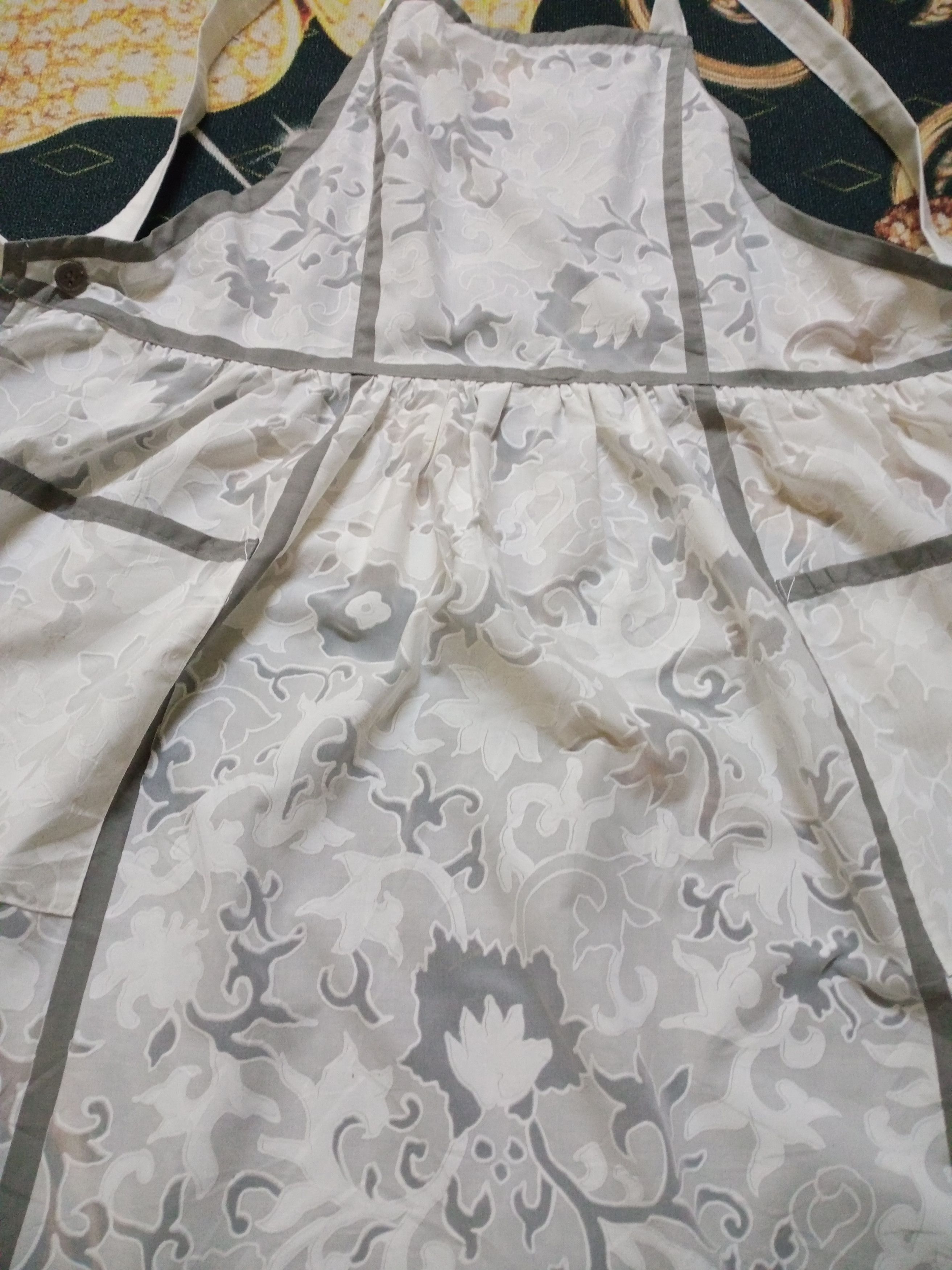 Yves Saint Laurent Vintage Yves Saint Laurent Tabliers Aprons Floral Design Size ONE SIZE - 2 Thumbnail