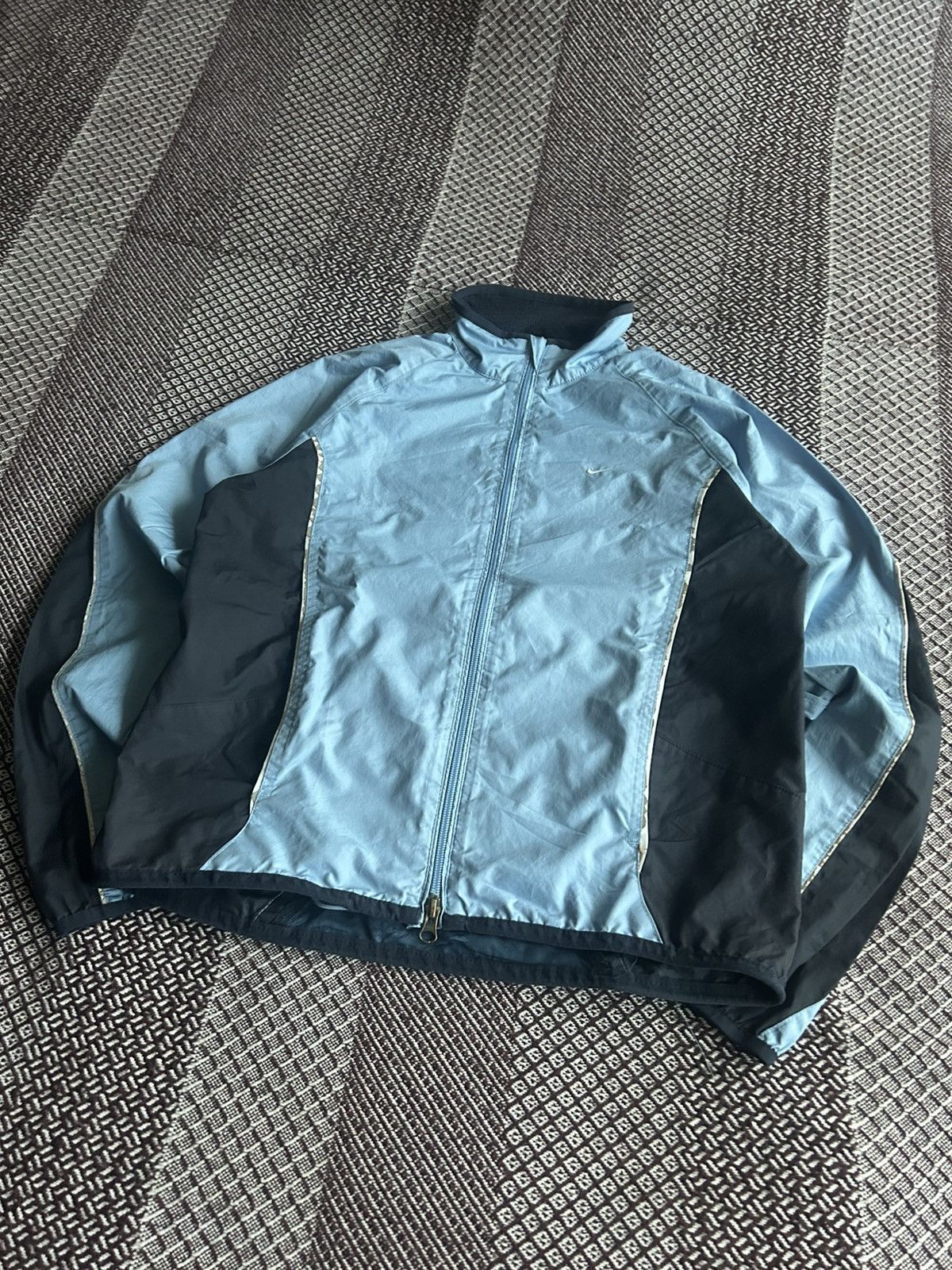 Nike Vintage Nike Clima-Fit Women Jacket Style Reflective Size S Size S / US 4 / IT 40 - 4 Thumbnail
