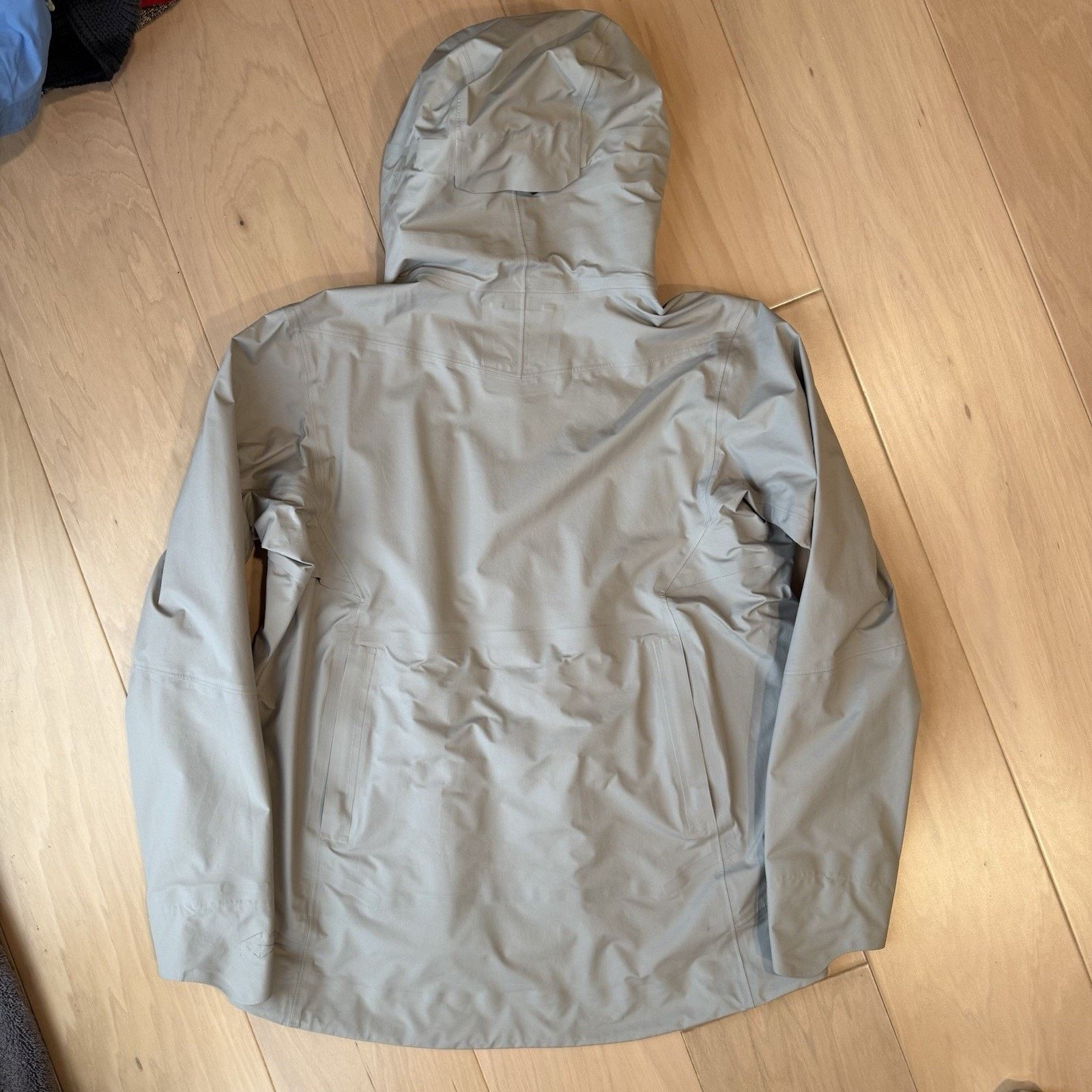 Patagonia Viev Gemma Gore Tex Jacket Medium Gray Full Zip Waterproof Size M / US 6-8 / IT 42-44 - 9 Thumbnail