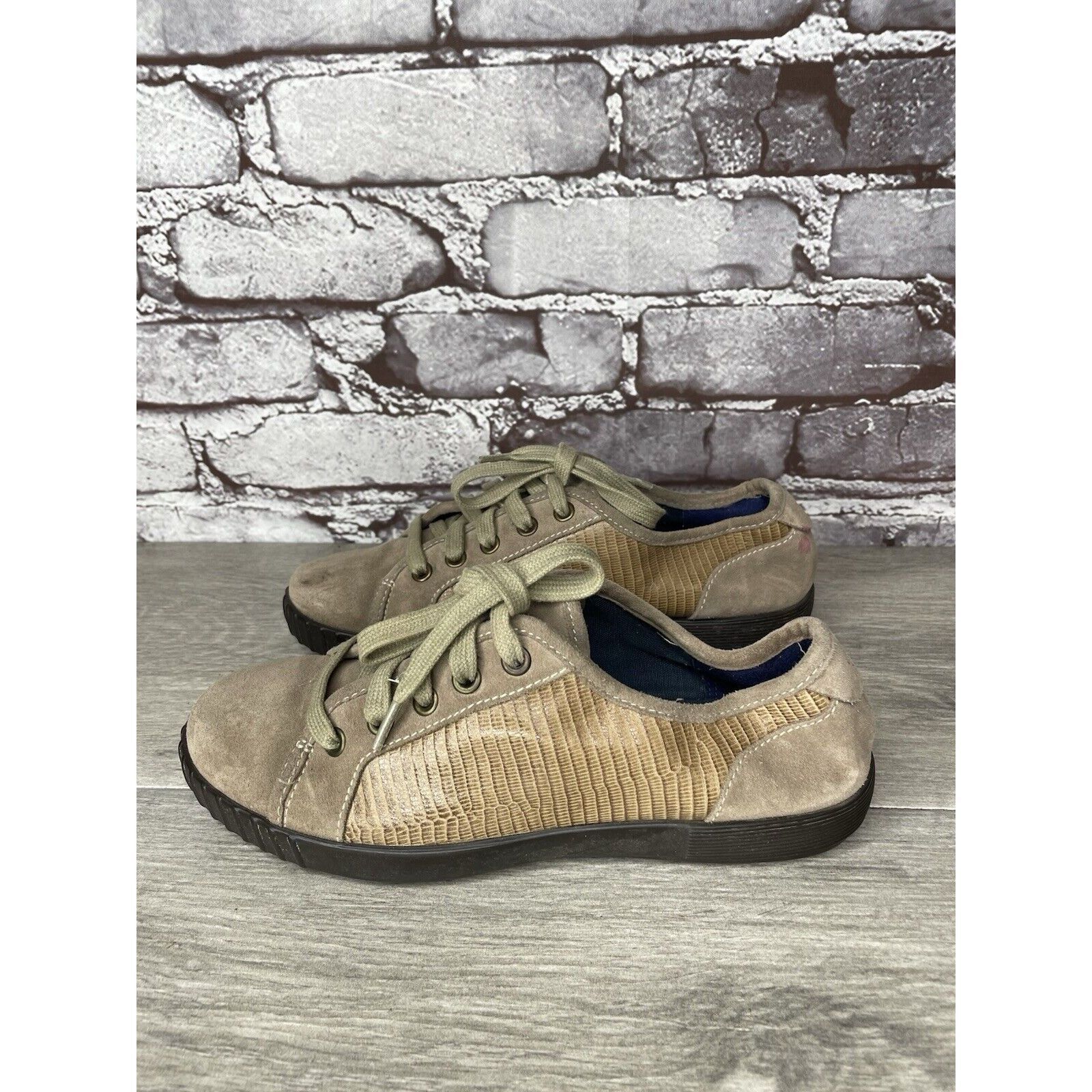 Cole Haan Cole Haan Taupe Suede Leather Lace Up Comfort Casual Shoes W Size US 6 / IT 36 - 11 Thumbnail