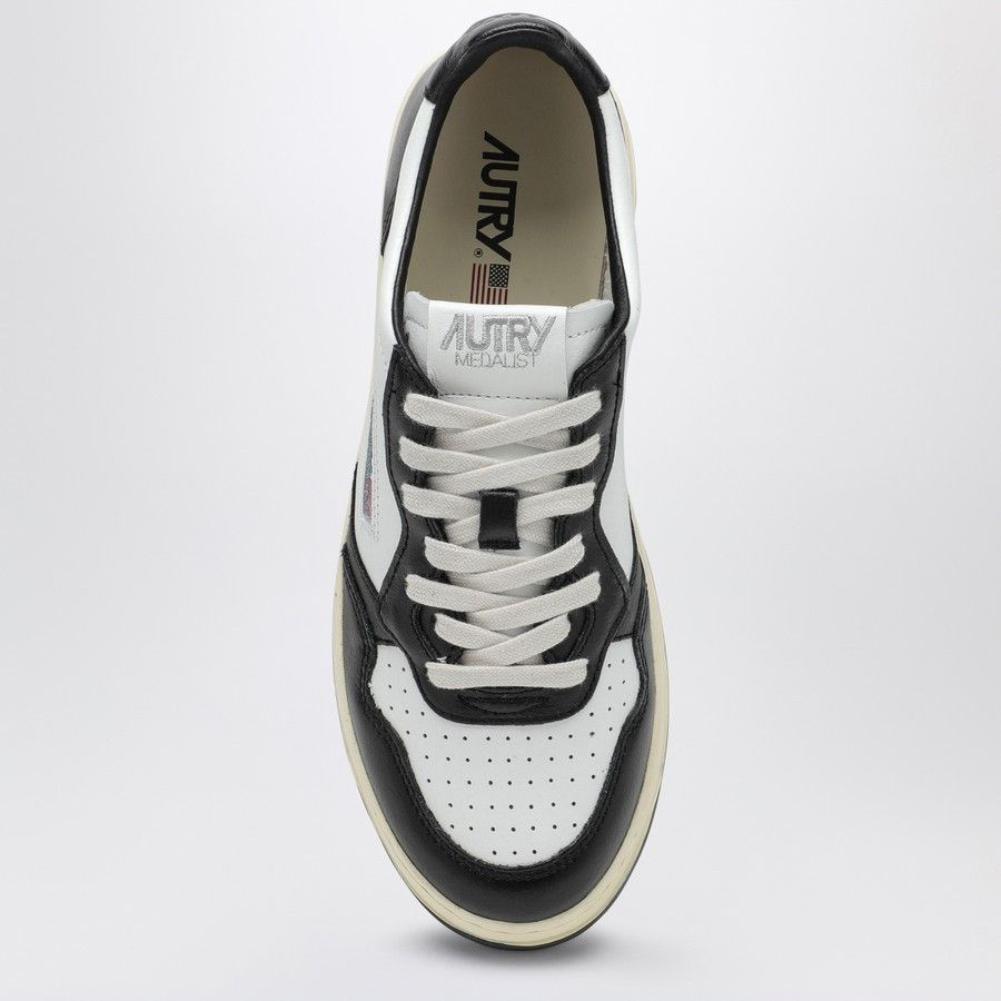 o1d2blof0824 Leather Trainers in White & Black