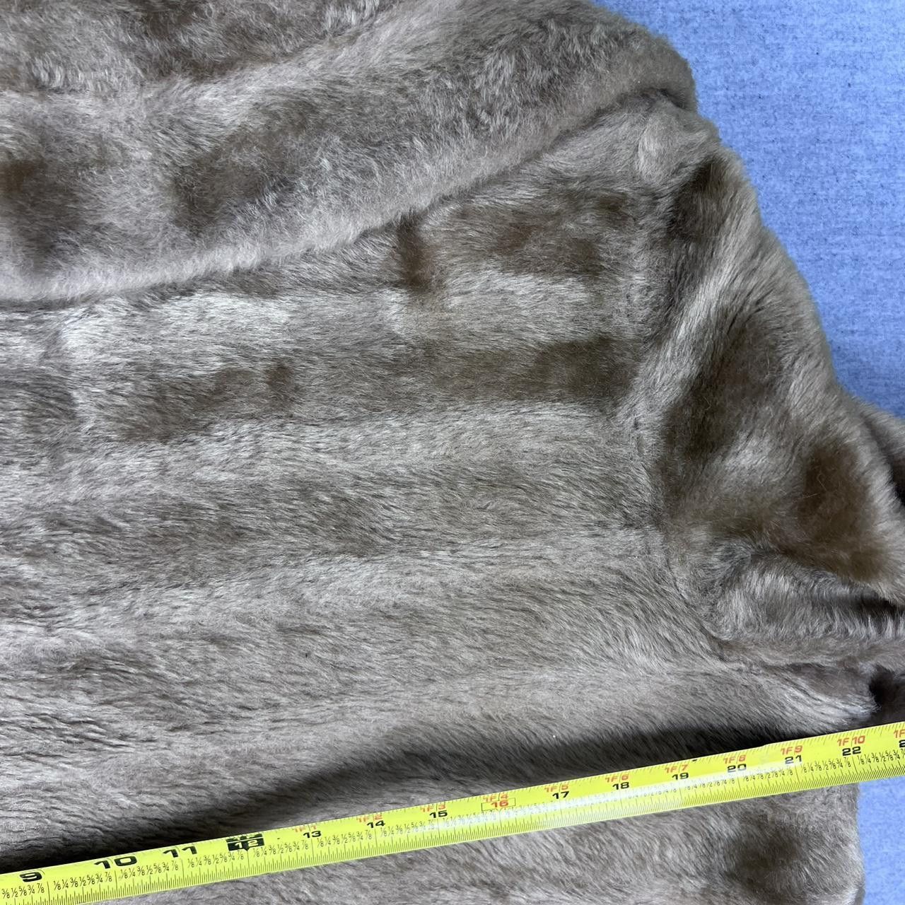 Vintage 1960s Vintage Fur Coat – Union Made, One Size, Size XL / US 12-14 / IT 48-50 - 5 Thumbnail