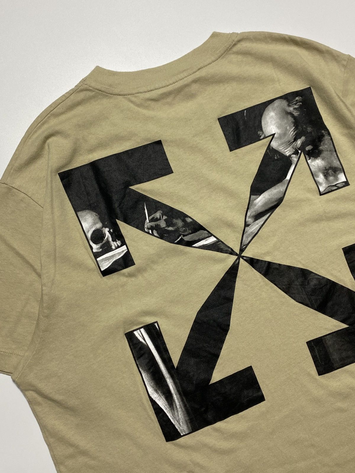 Off-White Off-White SS22 Caravaggio Arrow Skate T-Shirt Size US M / EU 48-50 / 2 - 2 Thumbnail