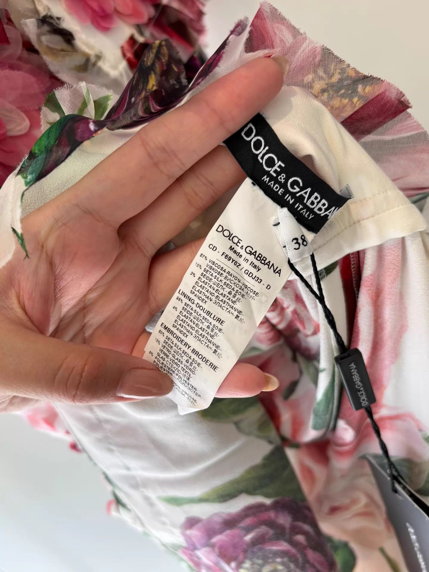 Dolce & Gabbana DG Silk Blend 3D Floral Short Sleeve Dress 38 NWTS Size XS / US 0-2 / IT 36-38 - 6 Thumbnail