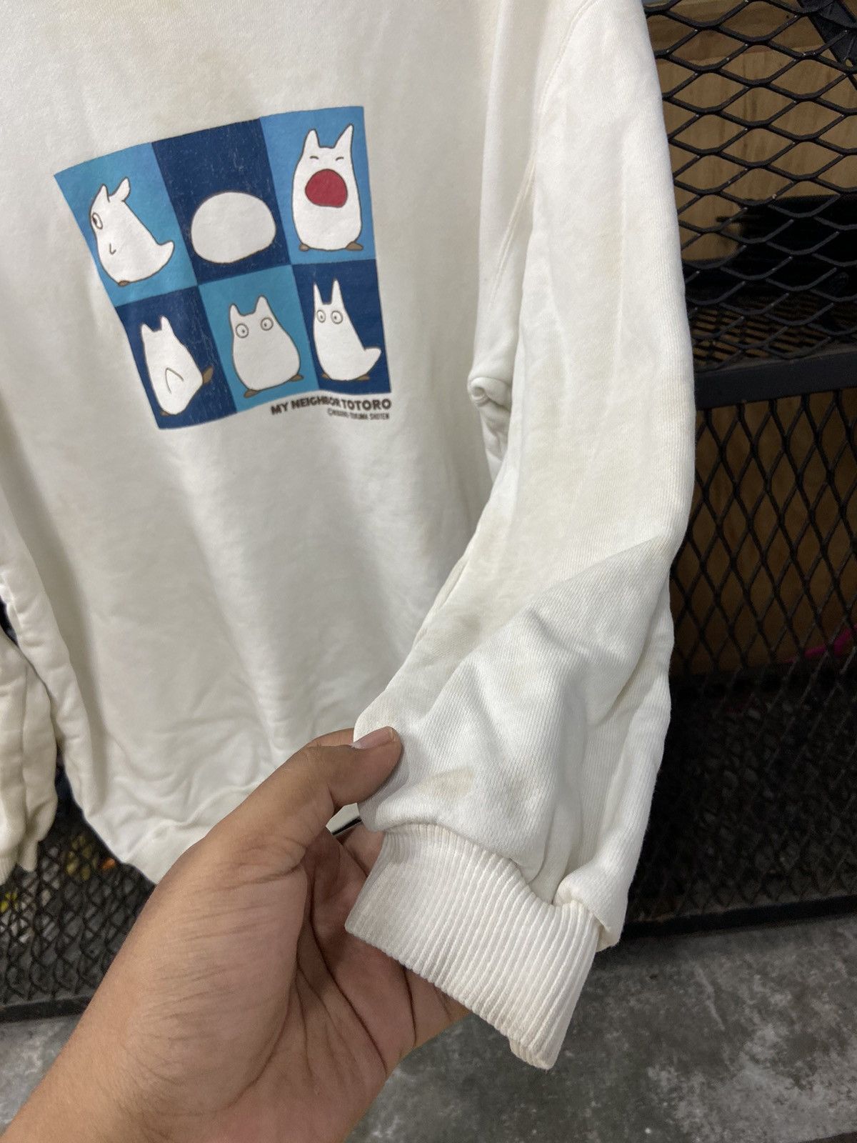 Anime × Japanese Brand × Vintage RARE! Emilio My Neighbour Totoro Sweatshirt Size US L / EU 52-54 / 3 - 8 Thumbnail