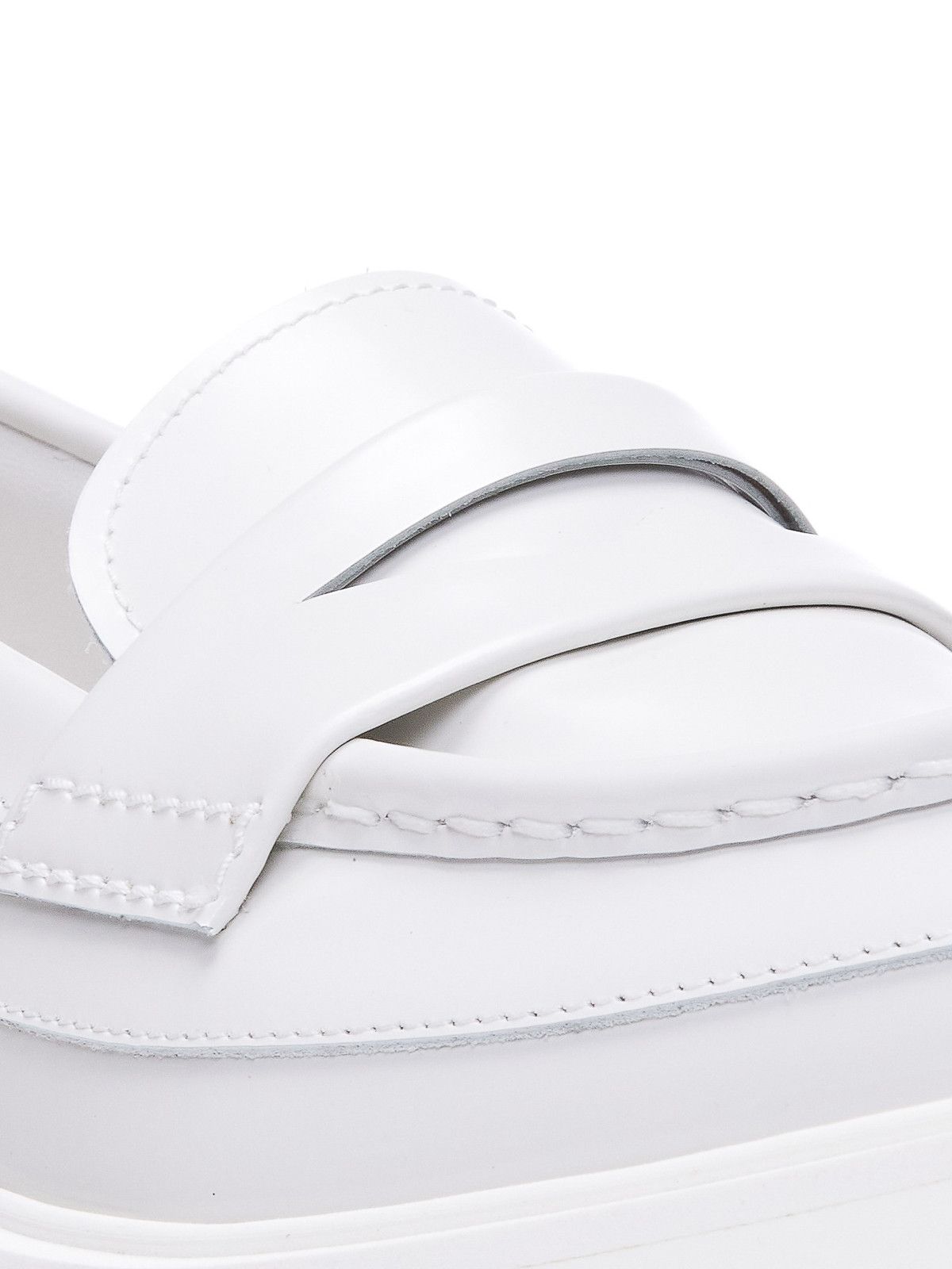 Alexander McQueen o1y1024 Loafers in Off White Size US 6 / EU 39 - 4 Thumbnail