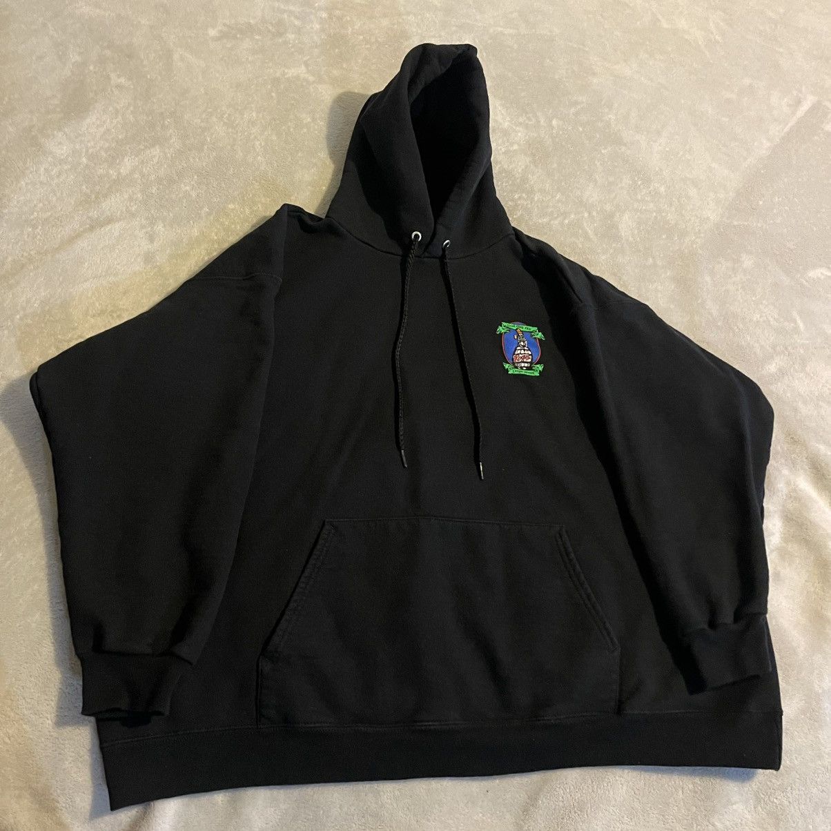 Hanes Vintage Skull Hoodie Men XL Black Sweatshirt Sweater 90s Size US XL / EU 56 / 4 - 2 Thumbnail