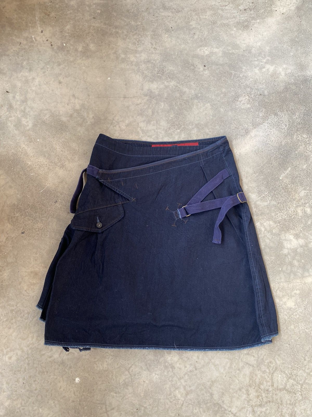 Marithe + Francois Girbaud LE JEANDE MARITHE FRANCOIS GIRBAUD SEXY SKIRT Size 30" / US 8 / IT 44 - 1 Thumbnail
