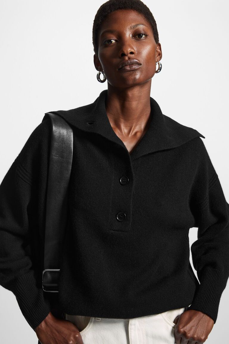 Cos COS Spread Collar Pure Cashmere Black Jumper Sweater Size S / US 4 / IT 40 - 1 Thumbnail