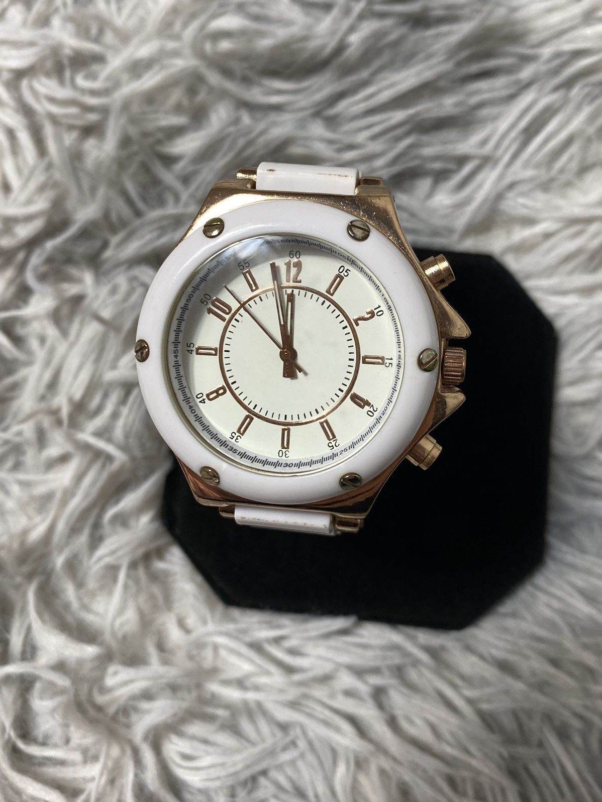 Japanese Brand Elegant Rose Gold Chronograph | Japanese Design Size ONE SIZE - 1 Thumbnail