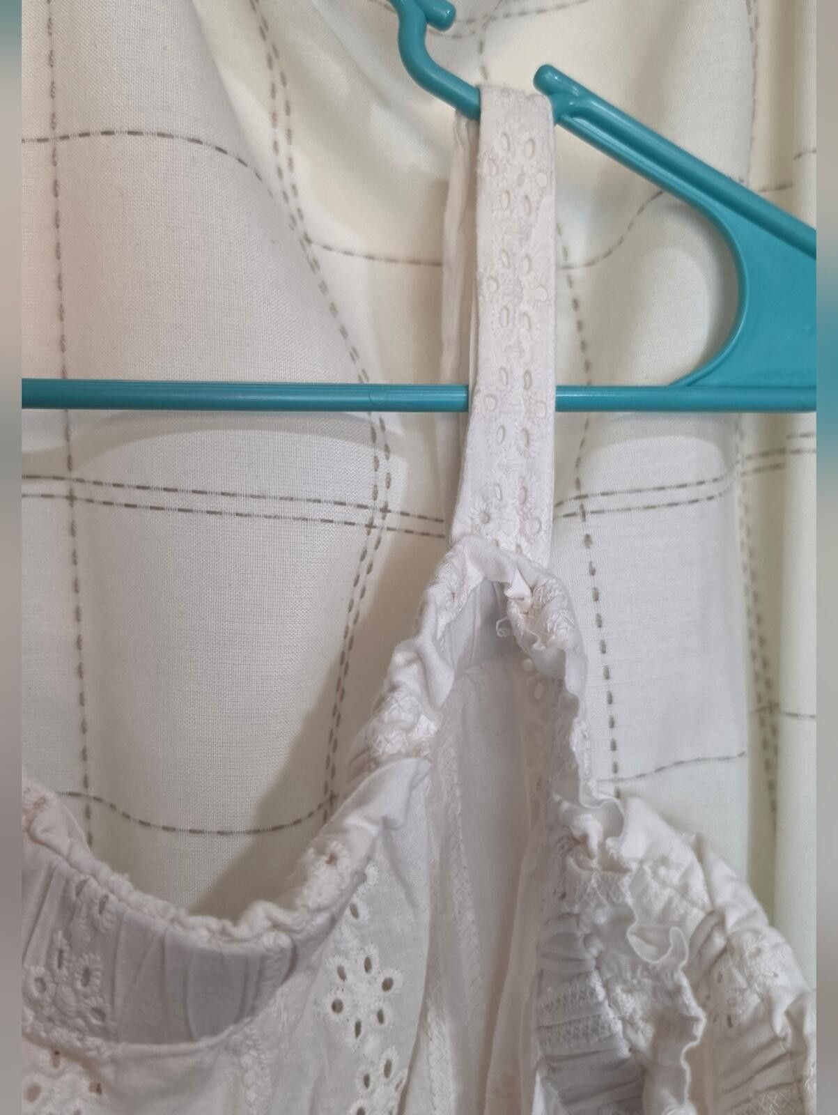 Other Lauren Conrad Eyelet Top Size XXL / US 16-18 / IT 52-54 - 6 Thumbnail
