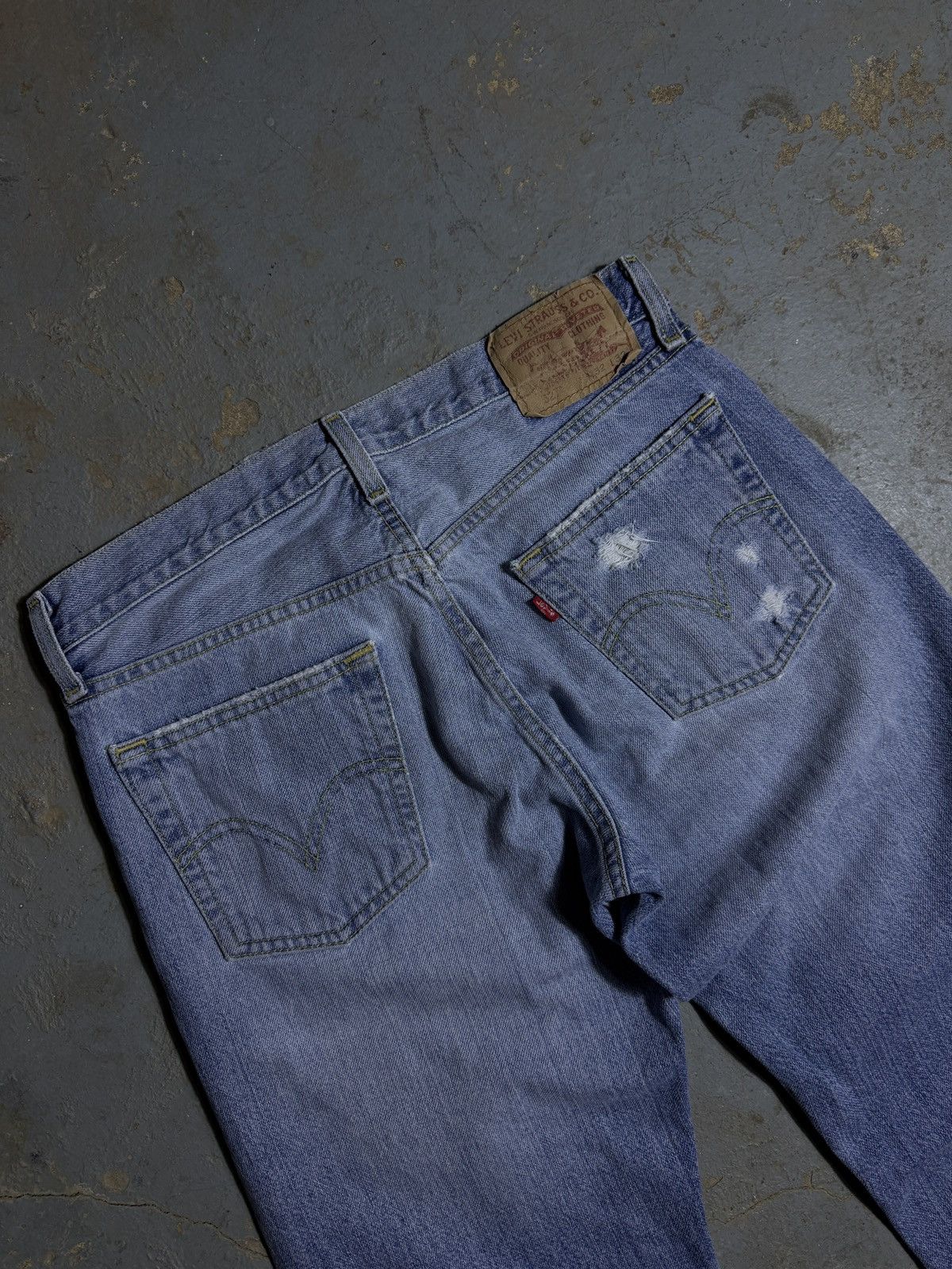 Levi's Vintage Distressed Levi’s with Patchwork Details Size US 32 / EU 48 - 8 Thumbnail