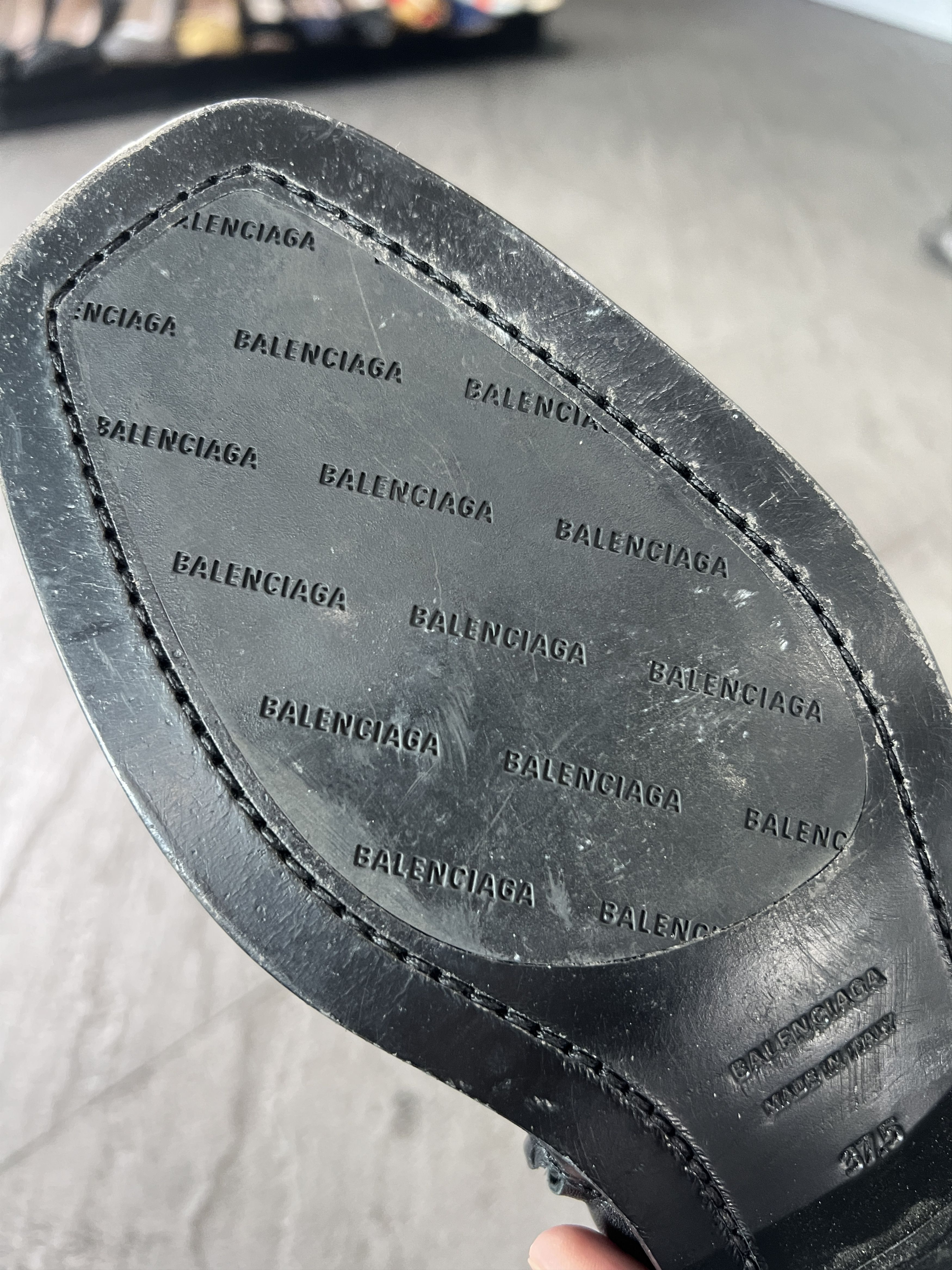 Balenciaga Balenciaga BB Heel Logo Leather Zip Ankle Boots 37.5 Size US 7.5 / IT 37.5 - 12 Thumbnail