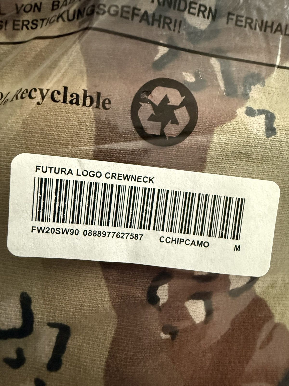 Supreme Supreme Futura Chocolate Chip Camo Size US M / EU 48-50 / 2 - 3 Thumbnail