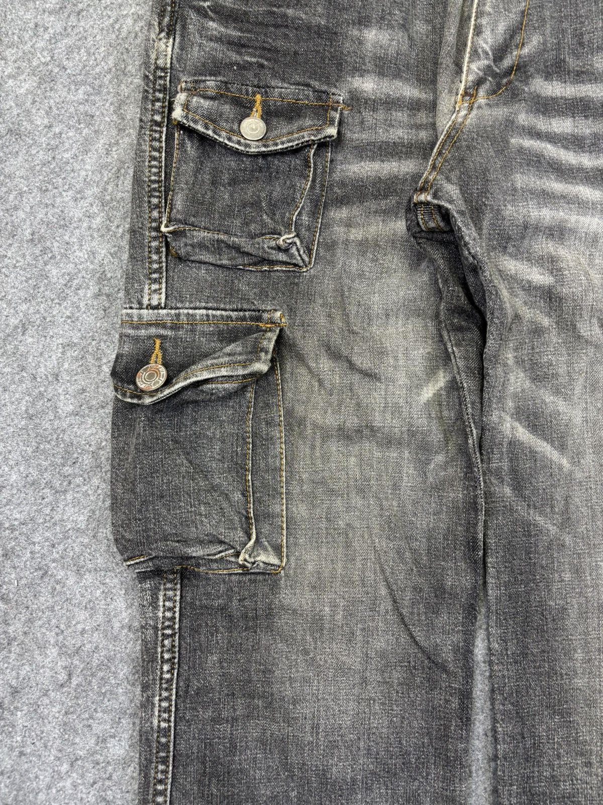 Japanese Brand 💥Multipockets💥GLOBAL WORK 3D 8 Pockets Cargo Jeans F989 Size US 31 - 6 Thumbnail
