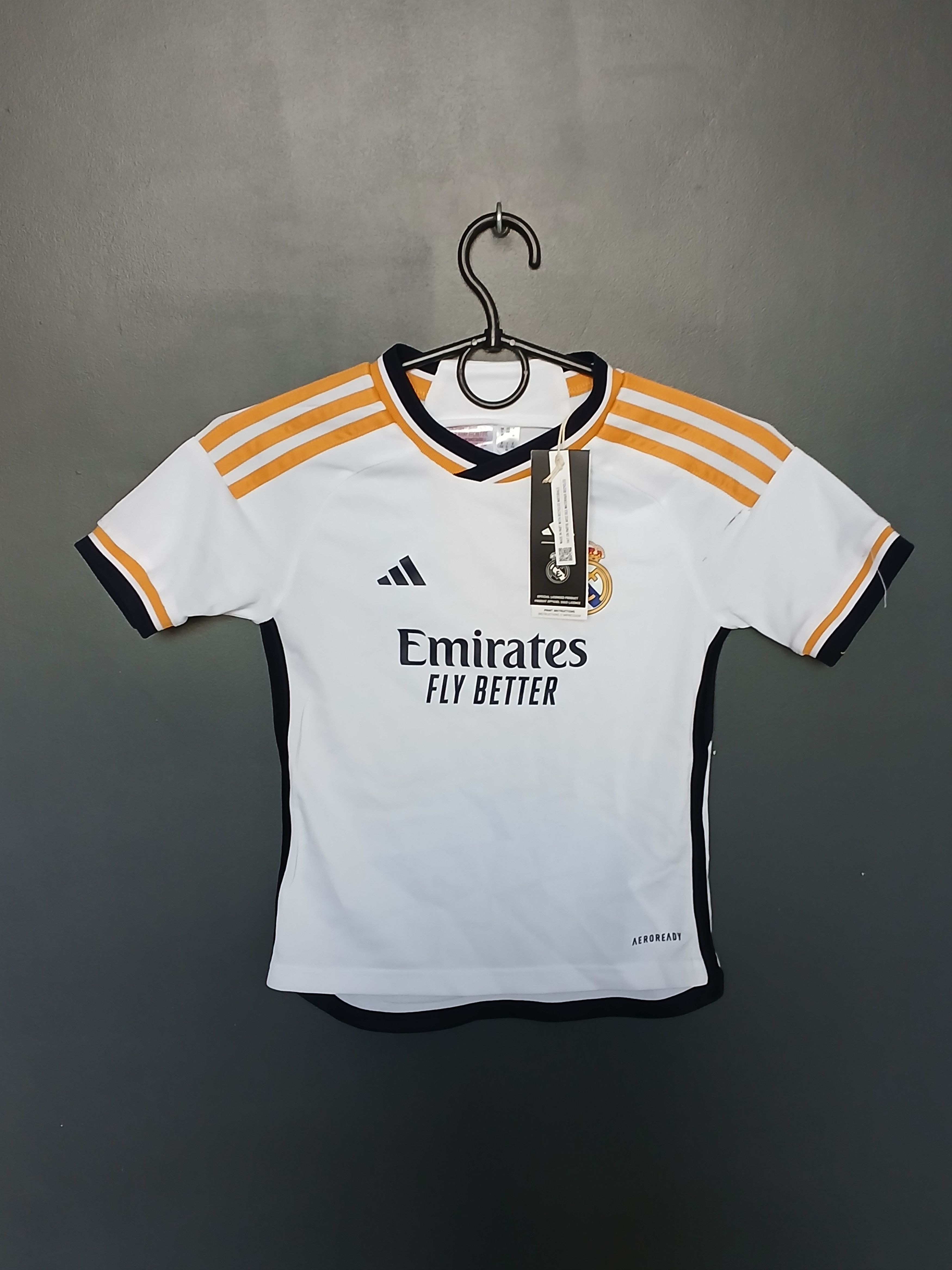 Adidas New KIDS Real Madrid 23/24 Home Football Jersey T-Shirt Size US XS / EU 42 / 0 - 1 Thumbnail
