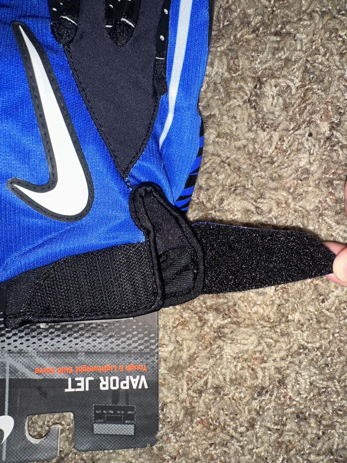 Nike VINTAGE Nike Men’s VaporJet Magnigrip Football Receiver Blue Gloves 2009 Size ONE SIZE - 5 Thumbnail