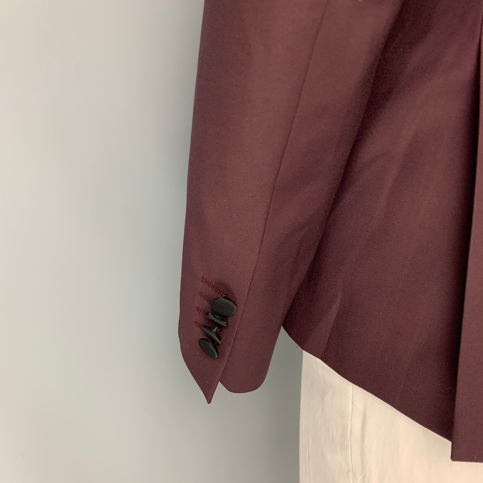 Paul Smith Size 46 Burgundy & Black Wool Peak Lapel Sport Coat Size 46R - 5 Thumbnail