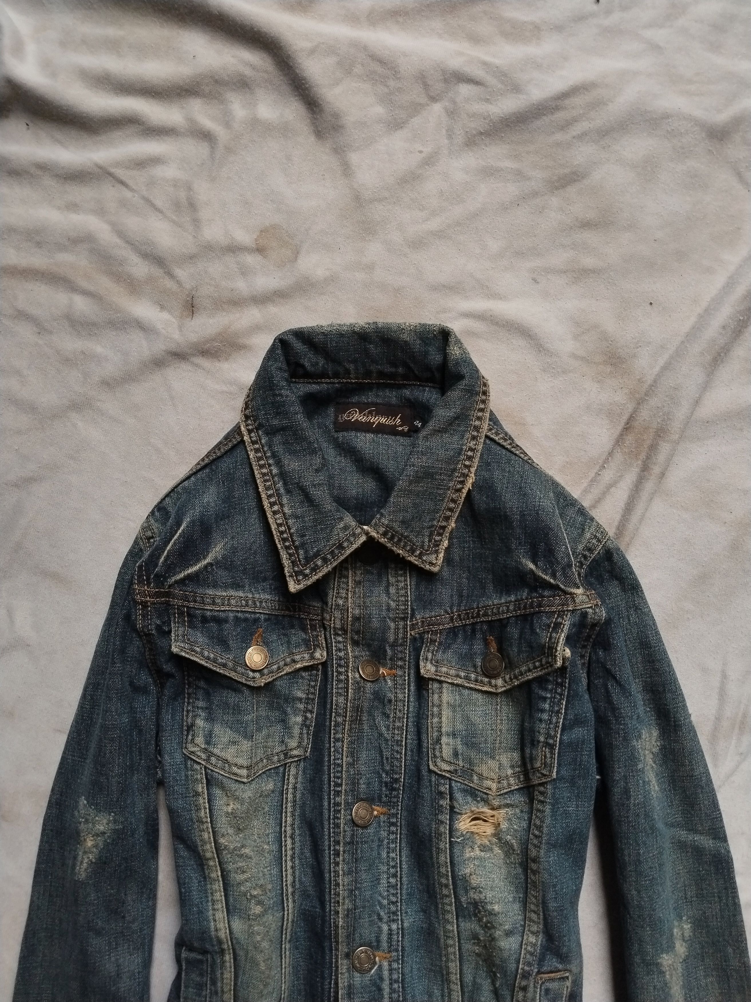 Le Grande Bleu (L.G.B.) Vanquish gambler "Crazy" Studded whisker vkei denim jacket Size US S / EU 44-46 / 1 - 3 Thumbnail