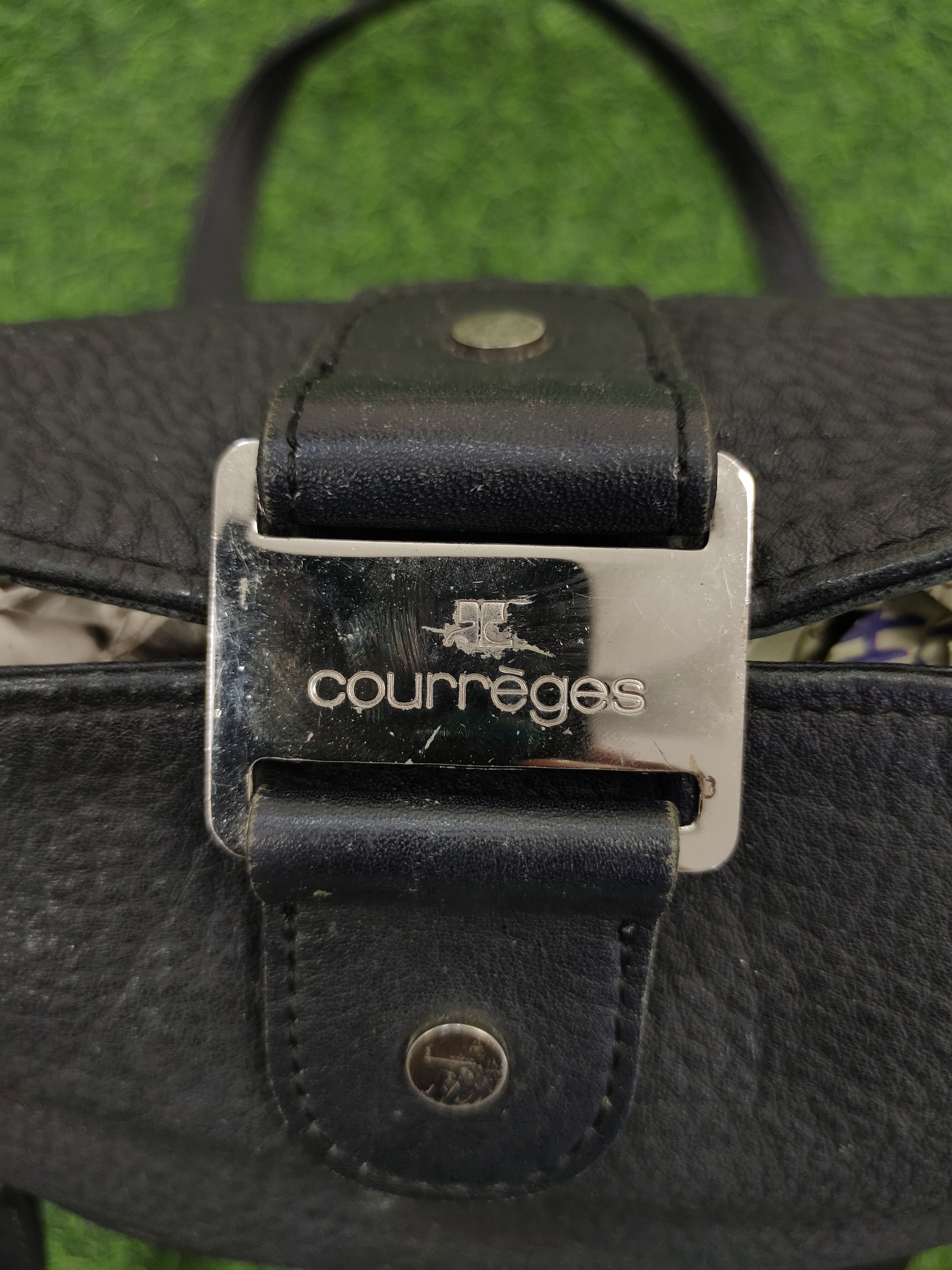 Courreges Vintage Courreges Black Patina Leather Tote Bag Size ONE SIZE - 16 Thumbnail