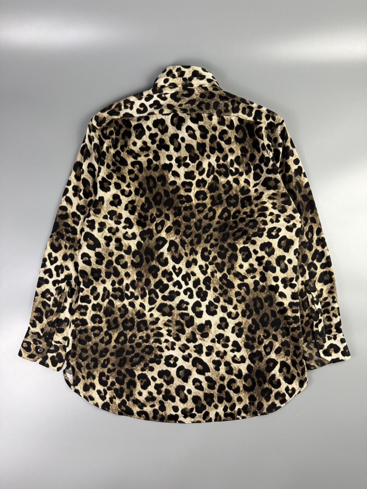 Saint Laurent Paris Saint Laurent Paris - A/W14 - Silk Leopard Print Shirt Size US L / EU 52-54 / 3 - 8 Thumbnail
