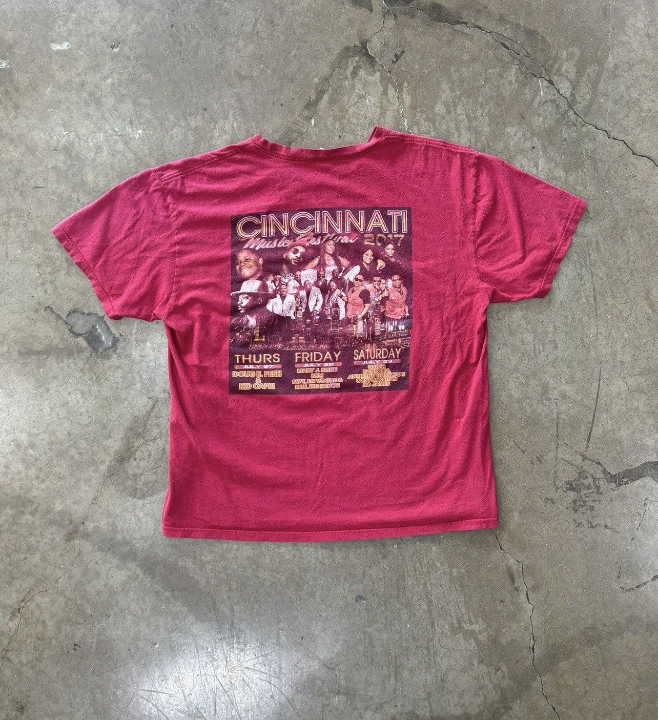 Vintage Cincinnati Music Festival Usher Lineup Tee Medium Size US M / EU 48-50 / 2 - 5 Thumbnail