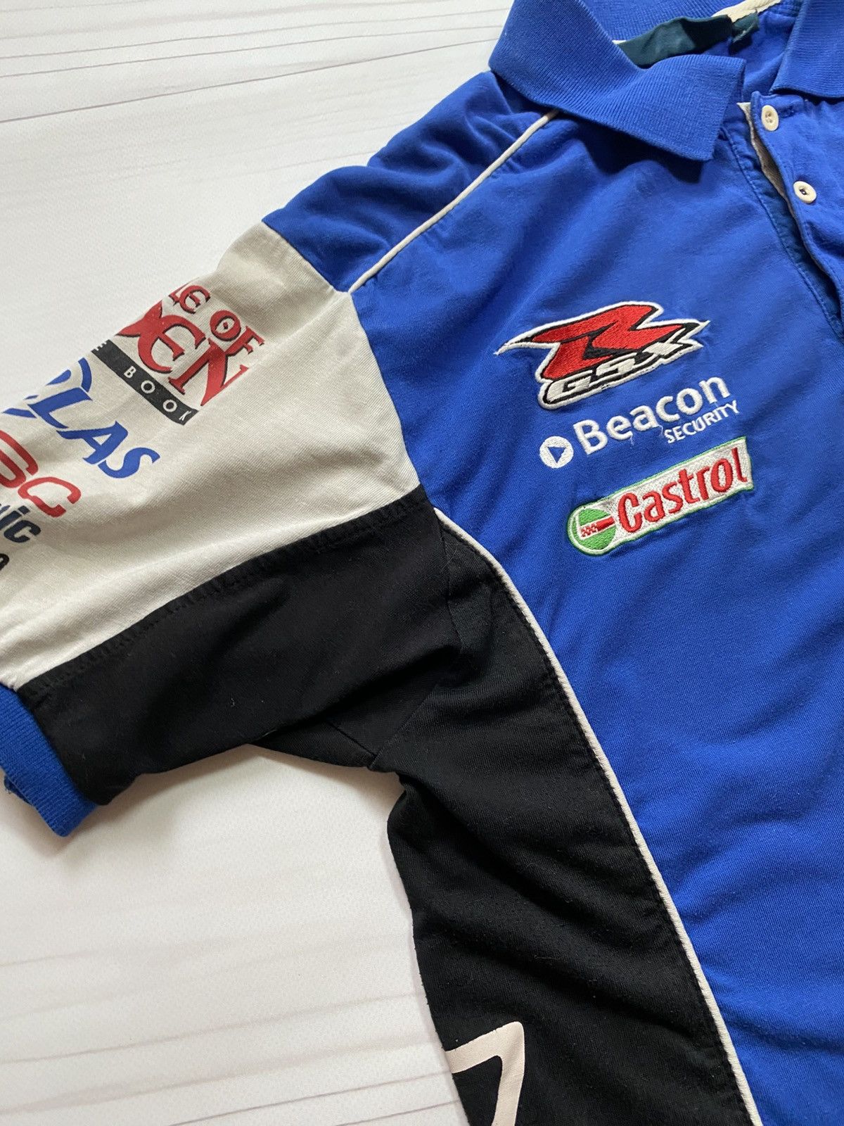 Vintage Vintage Suzuki moto racing tyco castrol polo t shirt jersey Size US M / EU 48-50 / 2 - 9 Thumbnail
