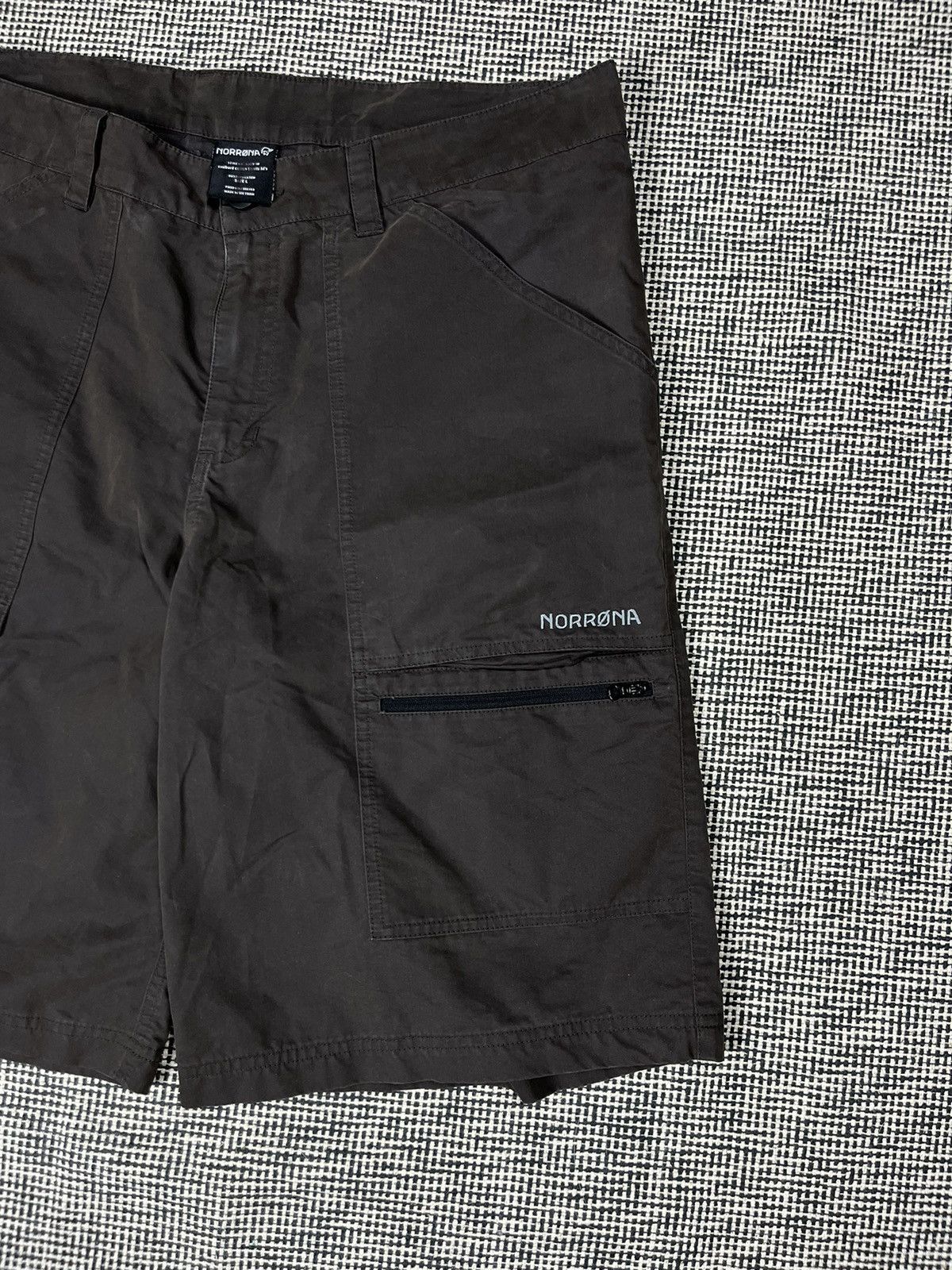 Norrona ➕ Norrona svalbard cargo shorts outdoor gorpcore nature life Size US 36 / EU 52 - 3 Thumbnail