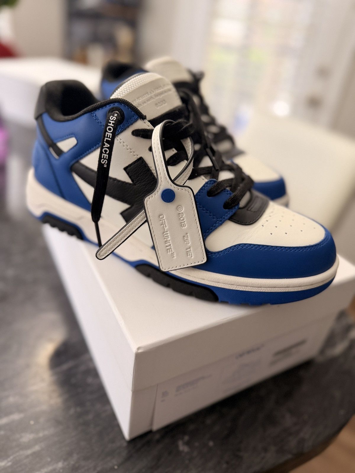 Off-White Off white- Out of Office Low Top Sneaker size:43 Size US 10 / EU 43 - 3 Thumbnail
