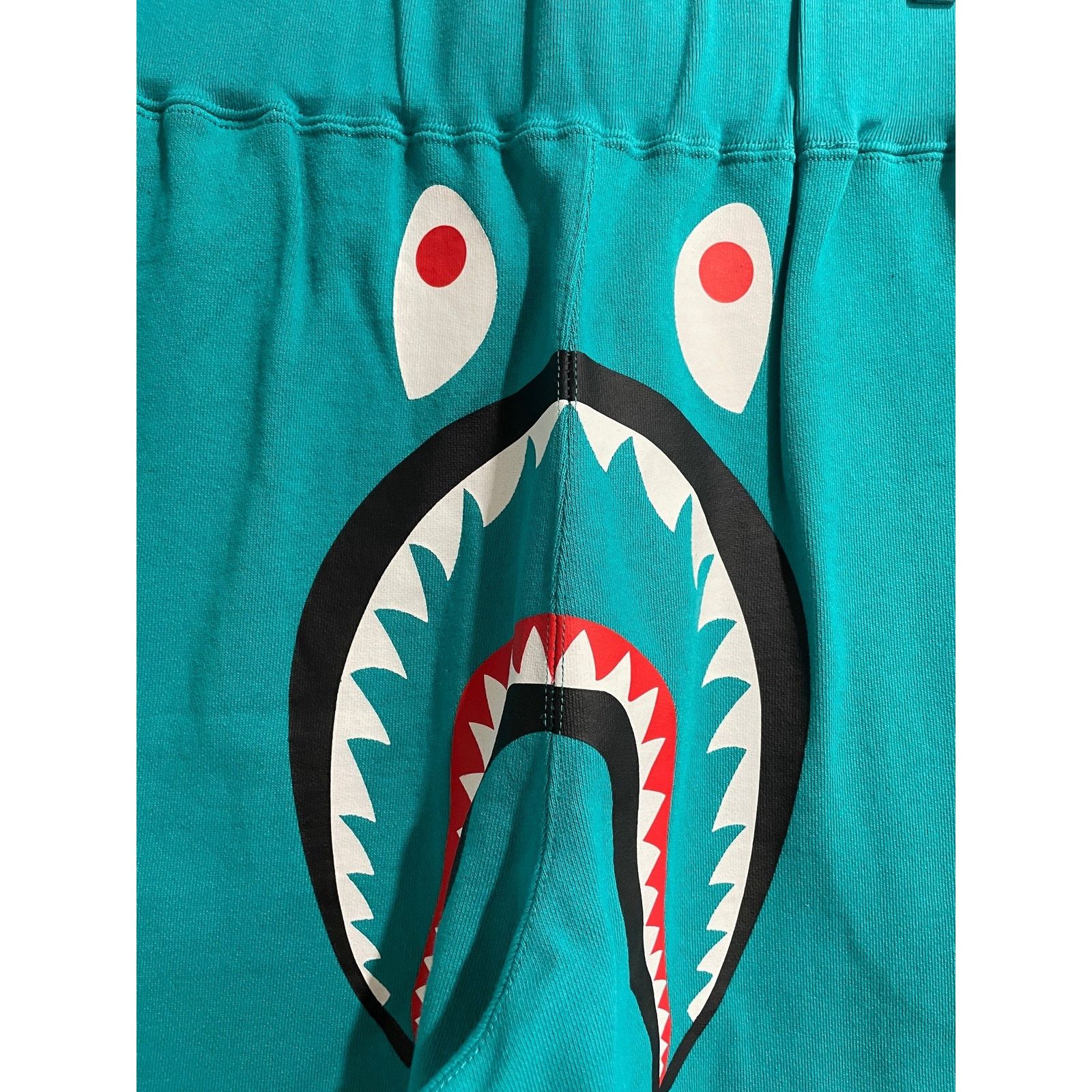 Bape BAPE SHARK TEAL SWEATSHORT SIZE LARGE NEW Size US 32 / EU 48 - 3 Thumbnail