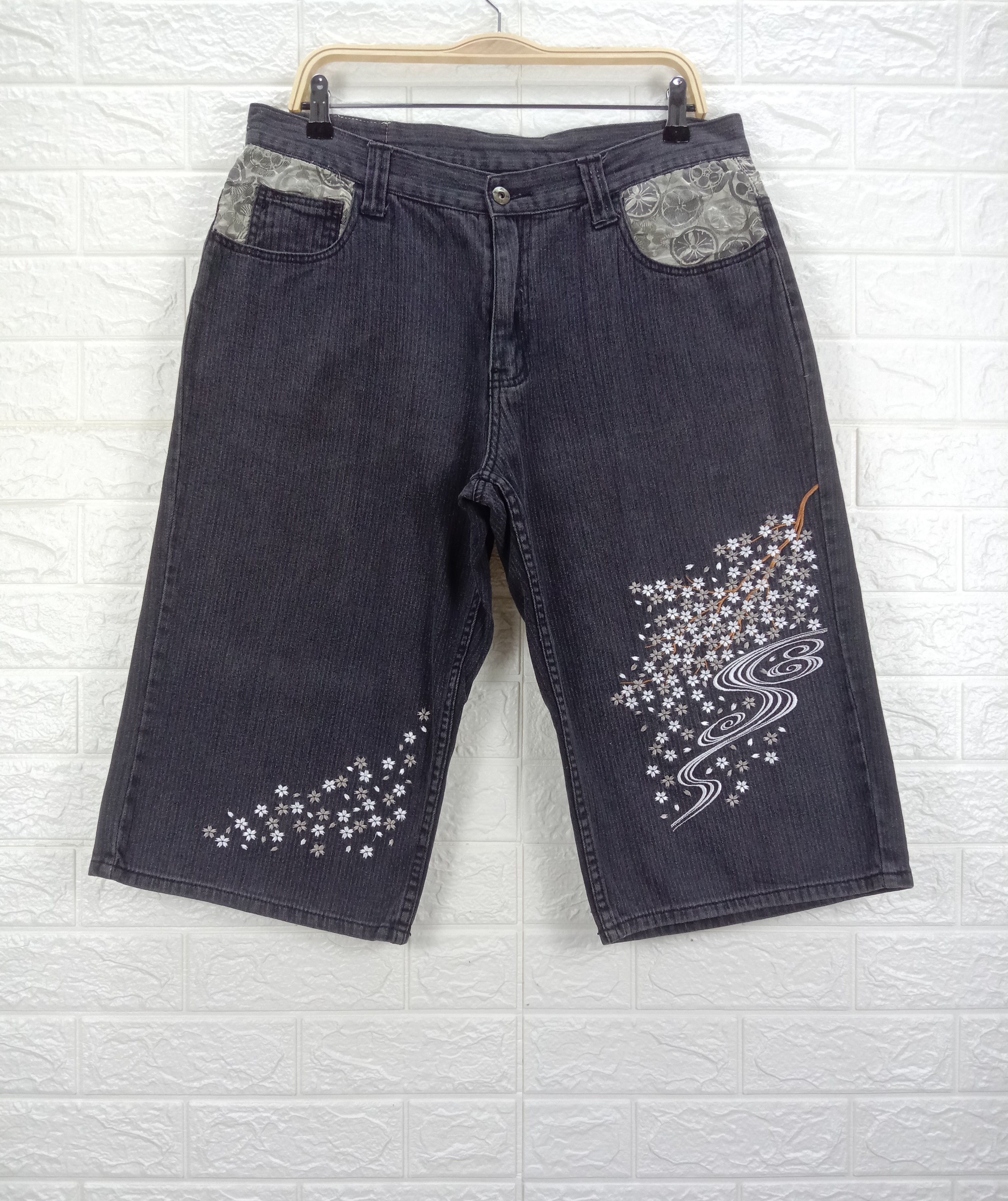 Japanese Brand Vintage Karakuri Tamashi Embroidery Infinity Sukajan Jeans Size US 35 - 1 Thumbnail
