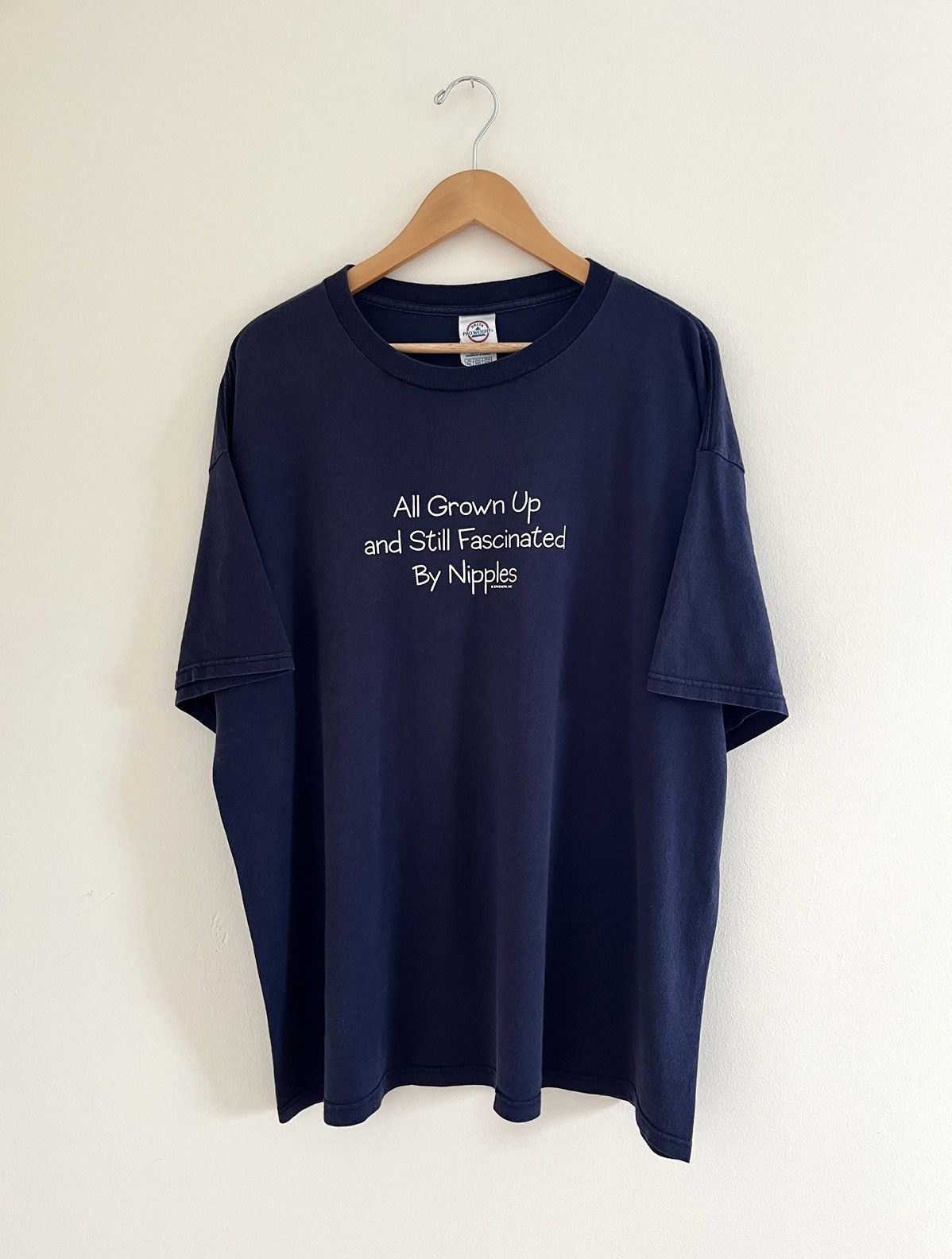 Delta RARE VINTAGE Y2K ADULT ”NIPPLES” FADED T-SHIRT Size US XXL / EU 58 / 5 - 2 Thumbnail