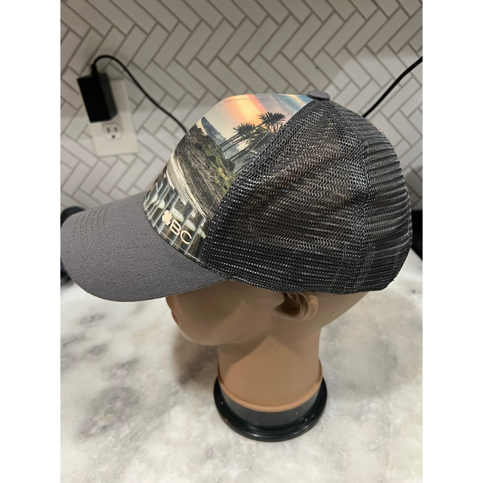 Other Black Clover Topgolf Trucker Hat Snapback Print Mesh Cap Size ONE SIZE - 6 Thumbnail