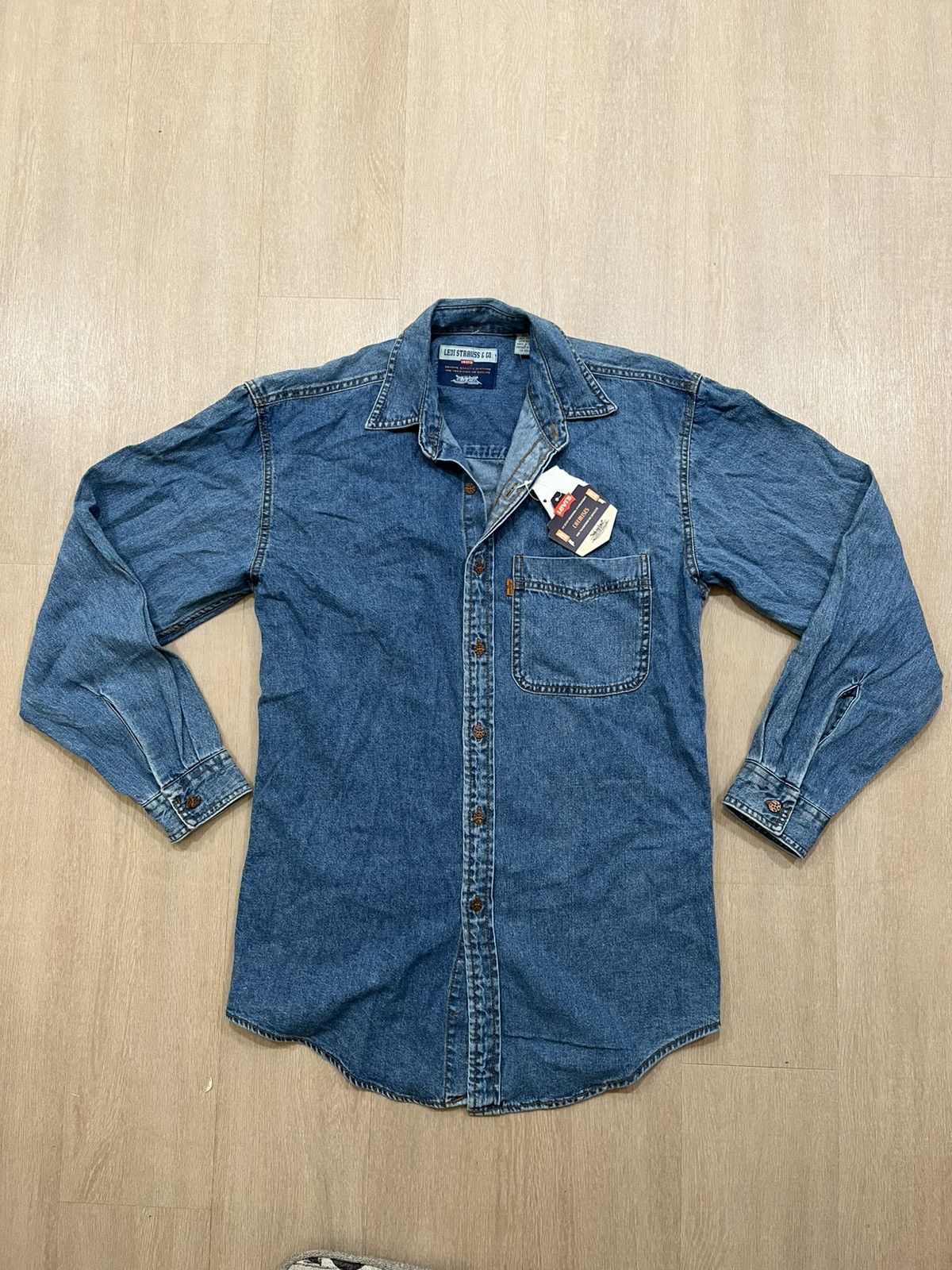 Supreme BNWT Orange Tabs Levis denim shirt Size US S / EU 44-46 / 1 - 2 Thumbnail