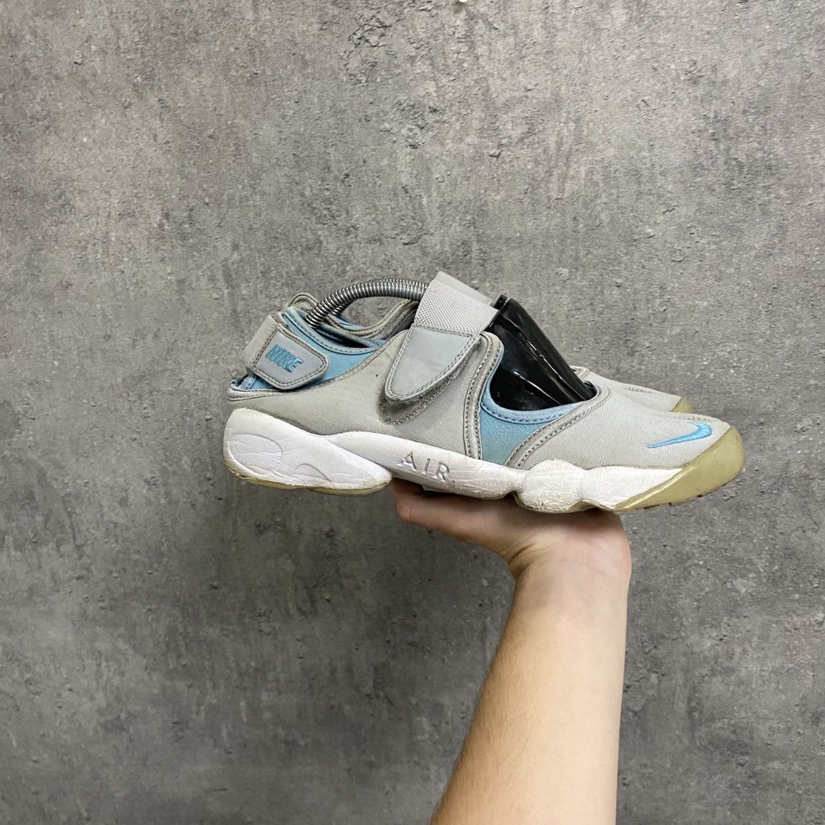 Nike Vintage Y2K Nike Air Rift Swoosh Tabi Shoes Size US 9 / EU 42 - 2 Thumbnail