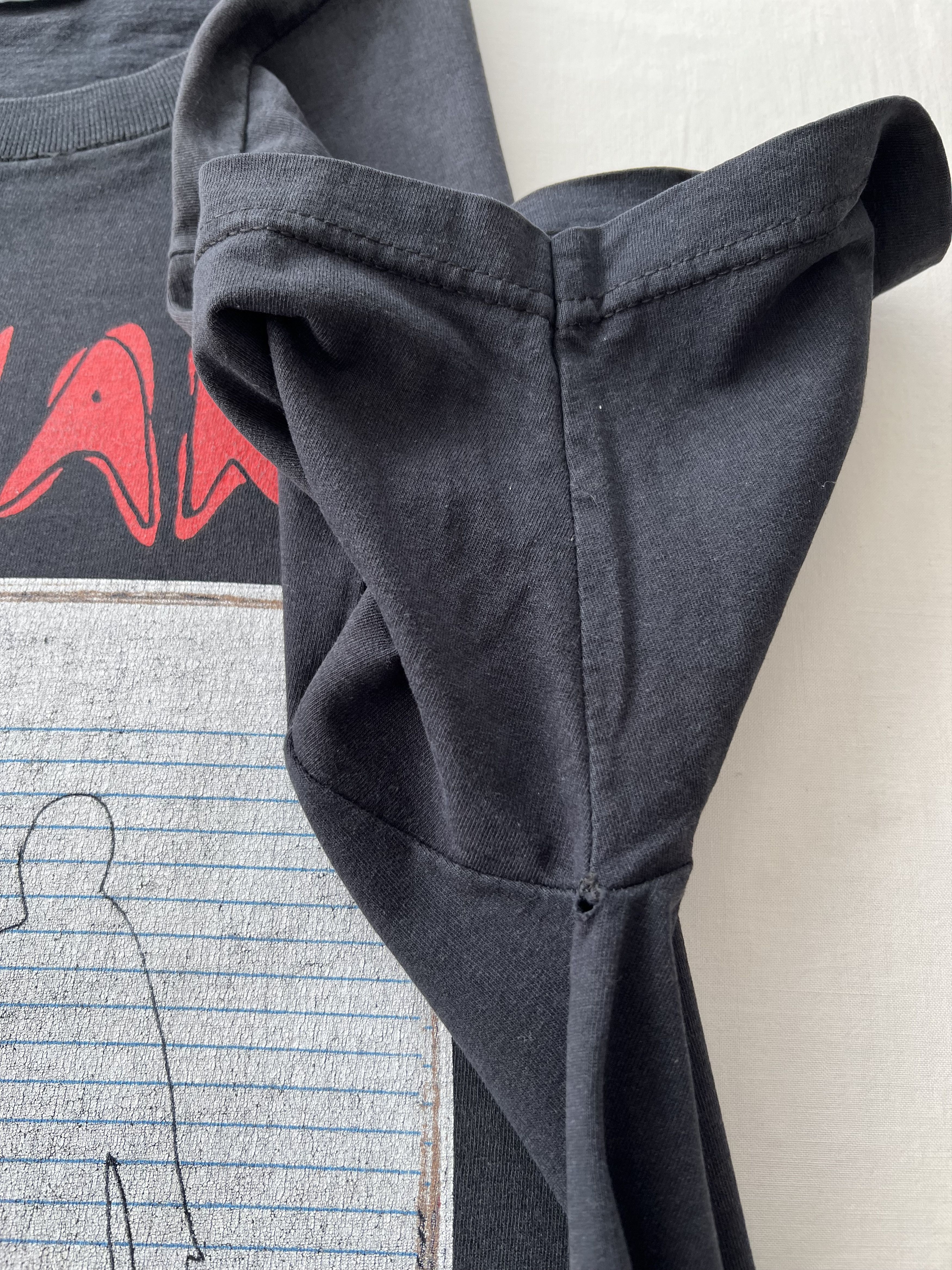 Band Tees Vintage 2003 Nirvana Ghost Notebook Kurt Cobain T-shirt Size US L / EU 52-54 / 3 - 12 Thumbnail