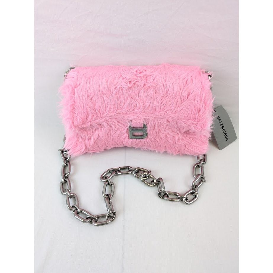 Balenciaga o1rshd1 Size: OS / Fake Fur Shoulder Bag in Pink Size ONE SIZE - 2 Thumbnail