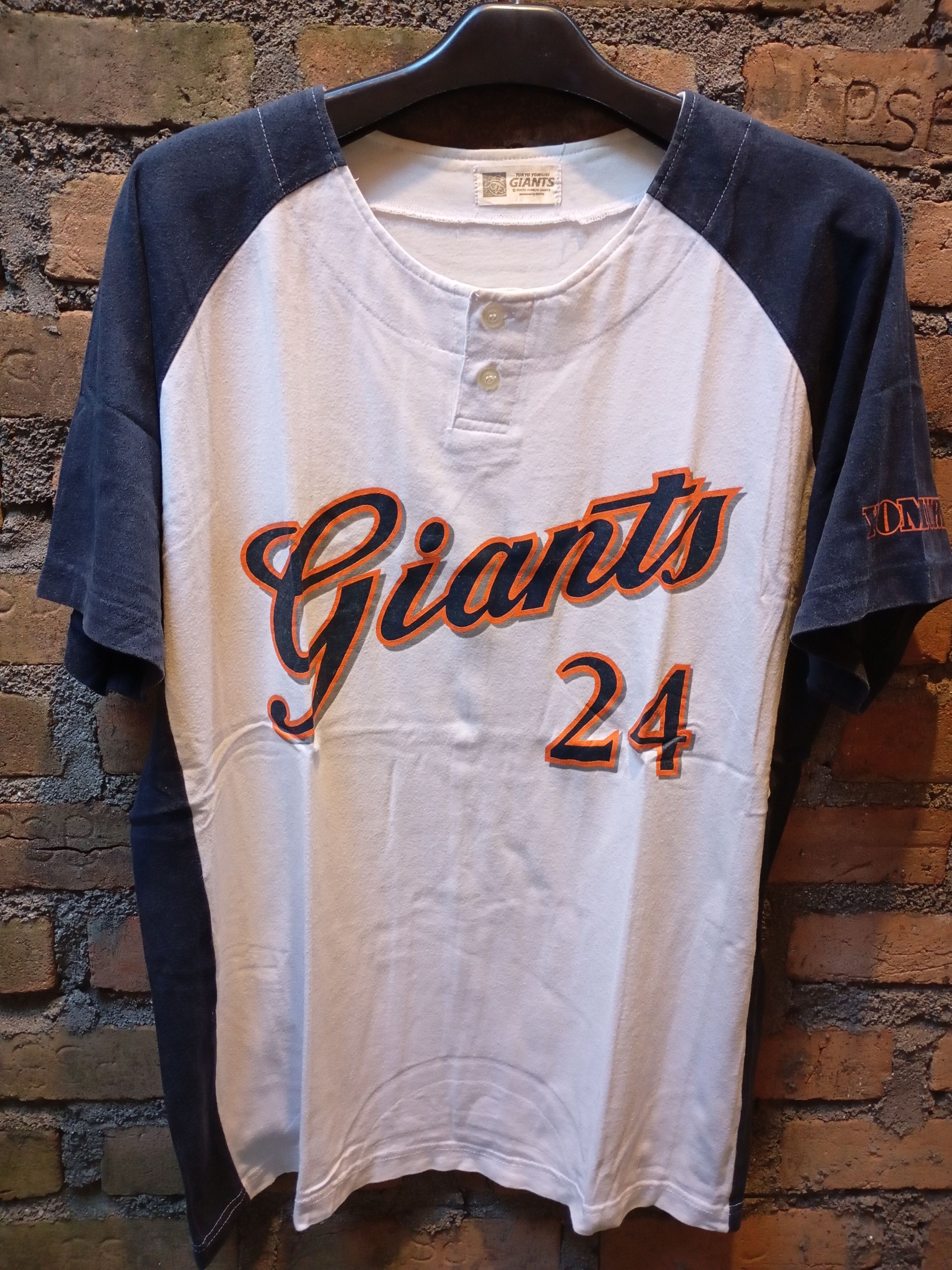 Japanese Brand Yomiuri Giants Jersey Tees Size US L / EU 52-54 / 3 - 1 Thumbnail