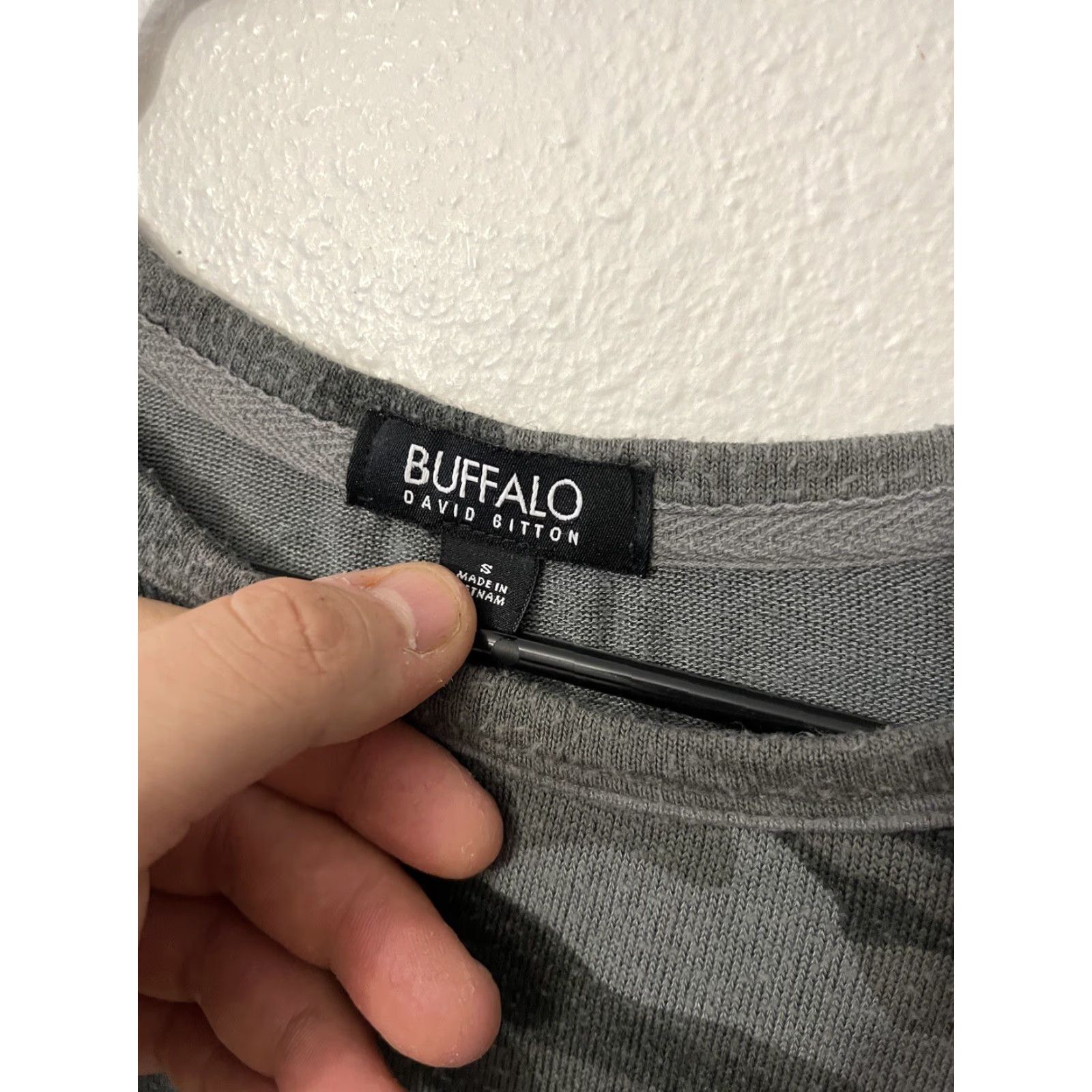 Buffalo David Bitton Buffalo by David Bitton Shirt Women Camo Gray Long Sleeve Crew Neck Pullover S Small All Seasons Size S / US 4 / IT 40 - 2 Thumbnail