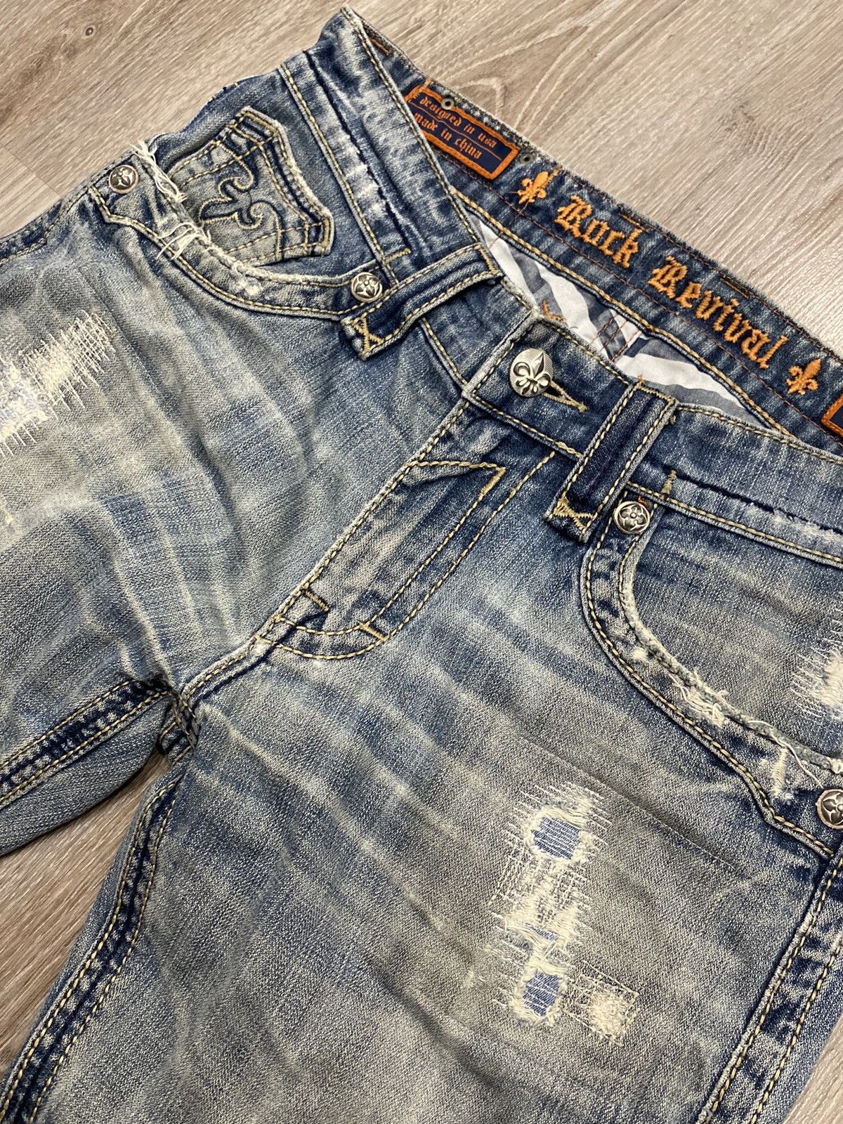 Rock Revival Vintage Rock Revival Distressed Fleur-de-Lis Denim Jeans Y2K Size US 31 - 7 Thumbnail