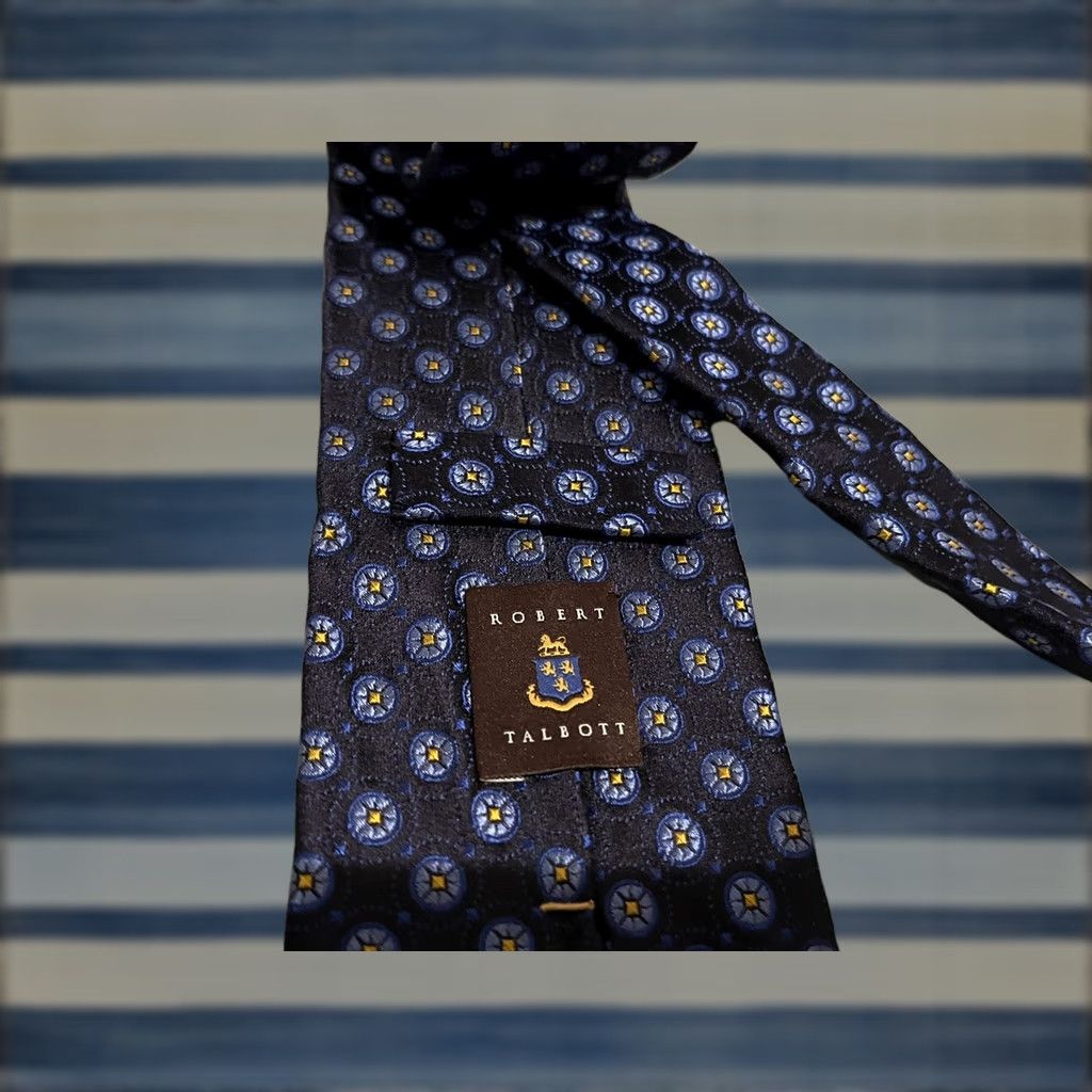 Robert Talbott Robert Talbott Best of Class Blue Floral Silk Tie Mens Tie Blue 100% Silk Classic 57"-60" Floral Pattern Size ONE SIZE - 1 Thumbnail
