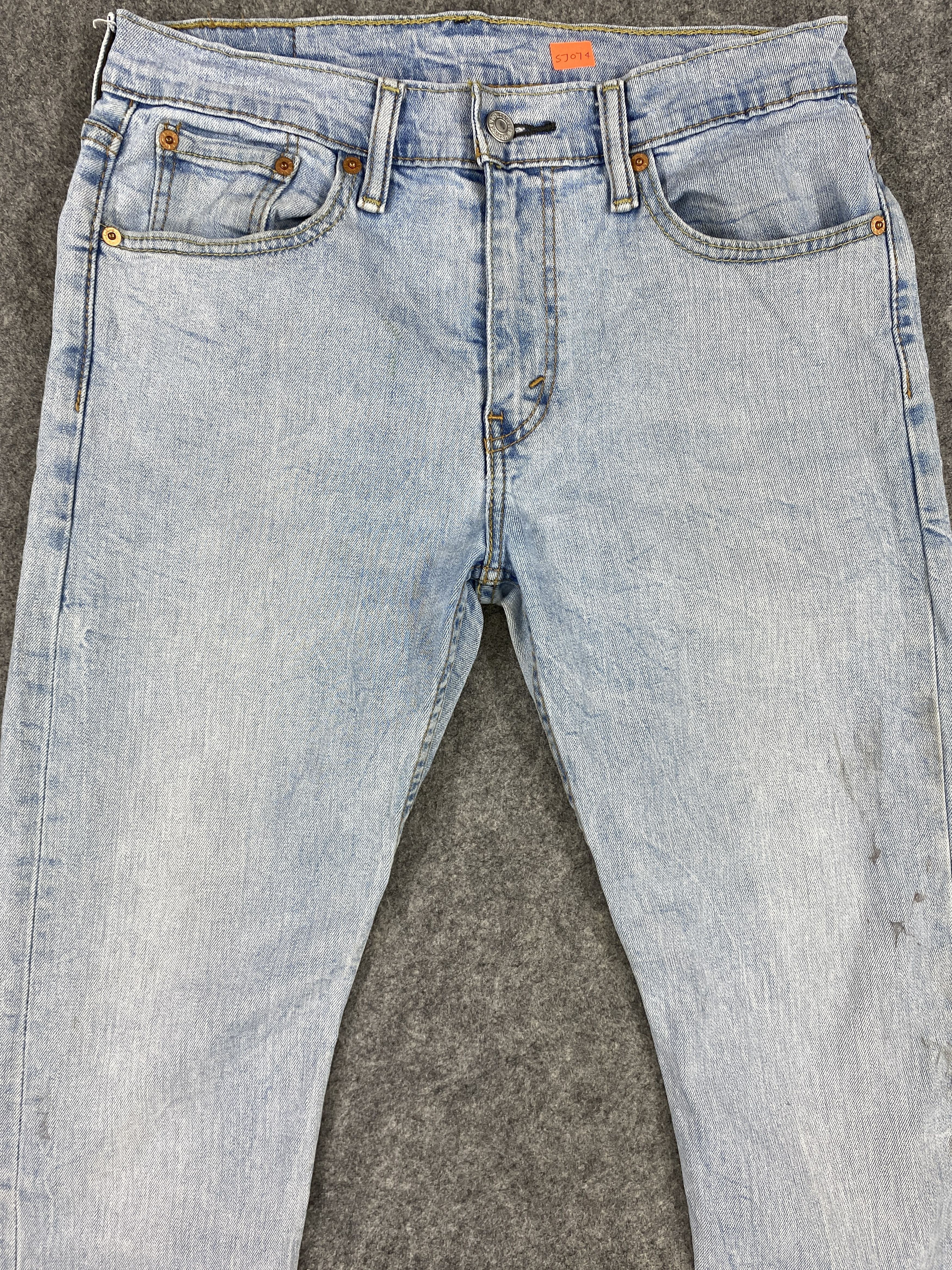 Levi's Light Blue Wash Vintage Levi's 30x28.5 Denim -SJ074 Size US 30 / EU 46 - 3 Thumbnail