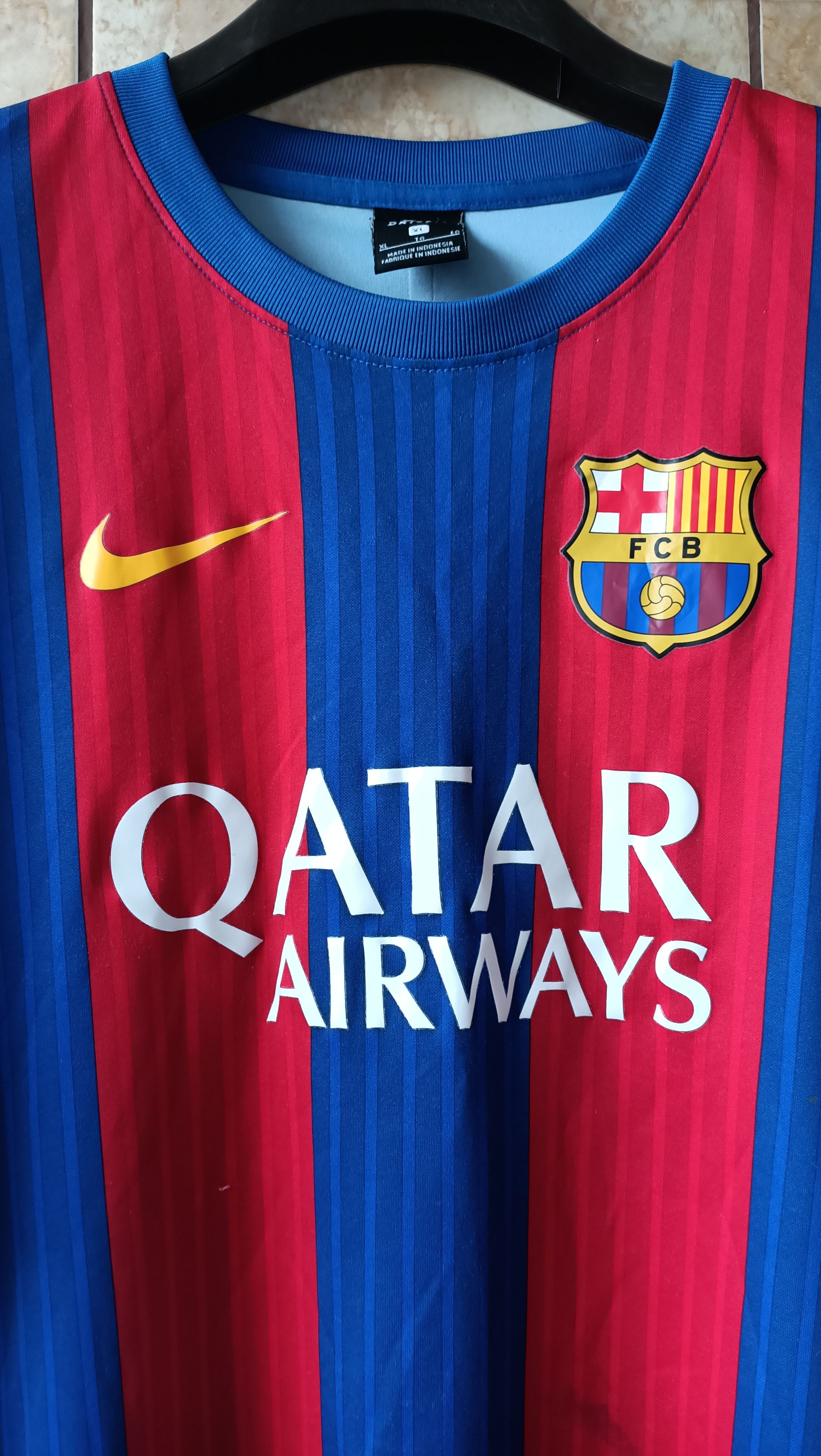 Nike Barcelona 2016/2017 Nike Soccer jersey Size US XL / EU 56 / 4 - 2 Thumbnail