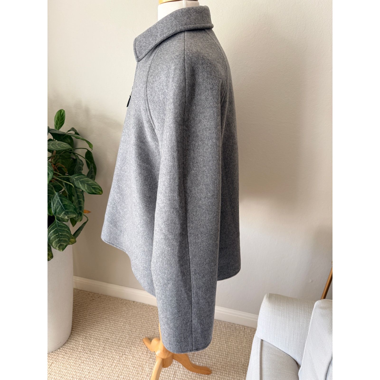 Celine Celine Vareuse Double Face Cashmere Jacket Grey IT 52 NWT Size US L / EU 52-54 / 3 - 6 Thumbnail